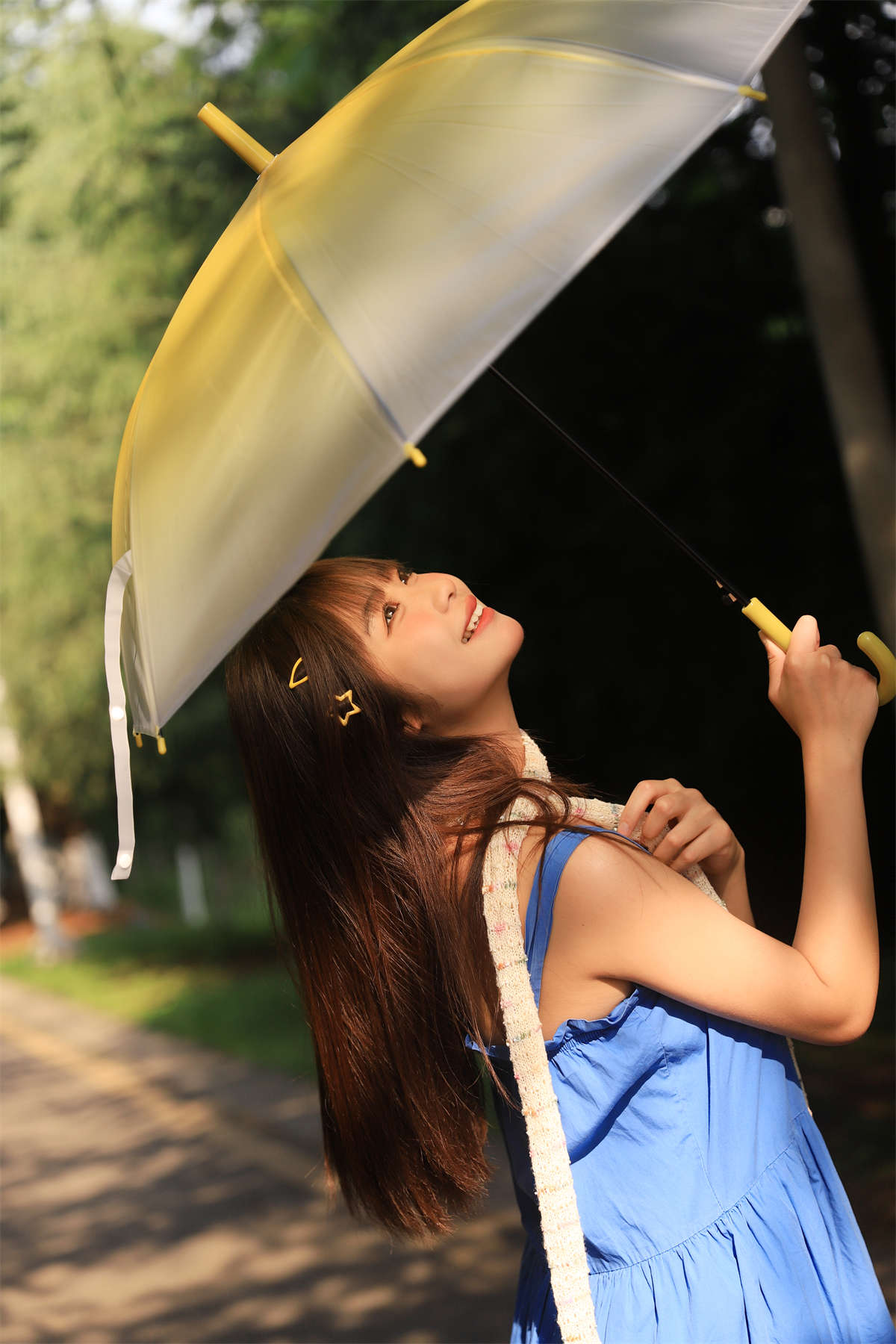 YITUYU艺图语 2024.08.02 去晒太阳 梅子梅子-日更街拍