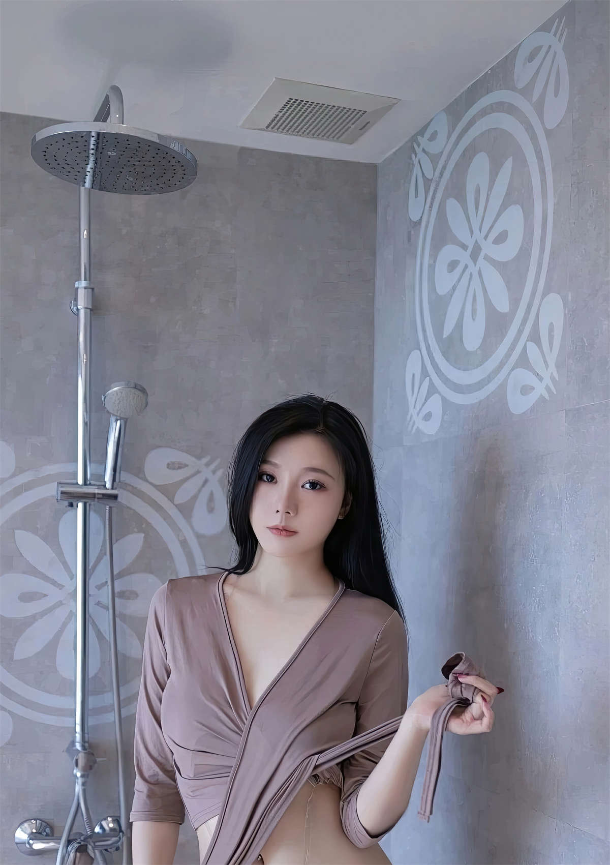 图片[2]-Xiuren秀人网 2023.08.15 No.7235 安然-日更街拍