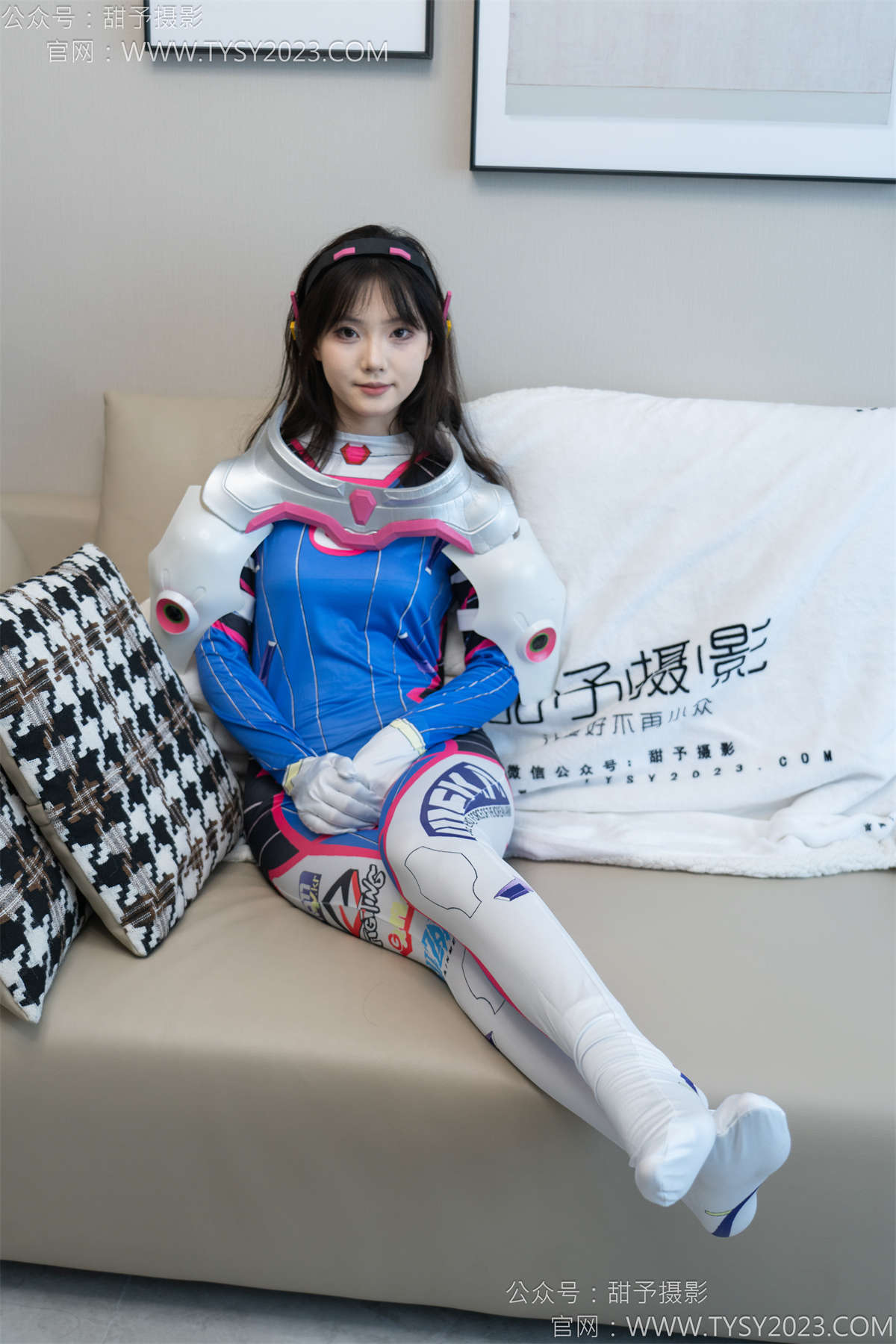 甜予摄影122期：璇璇-cos连体服、小人国剧情 完整版-日更街拍