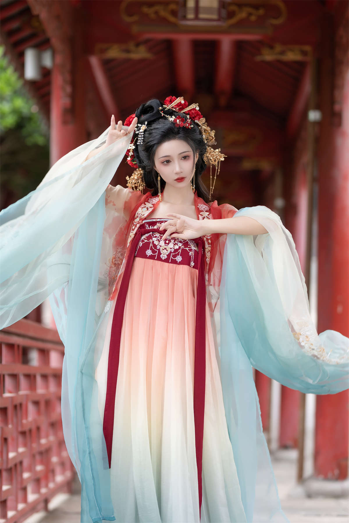 YITUYU艺图语 2024.08.02 杏花弦外雨 绮罗生的小苏苏插图1