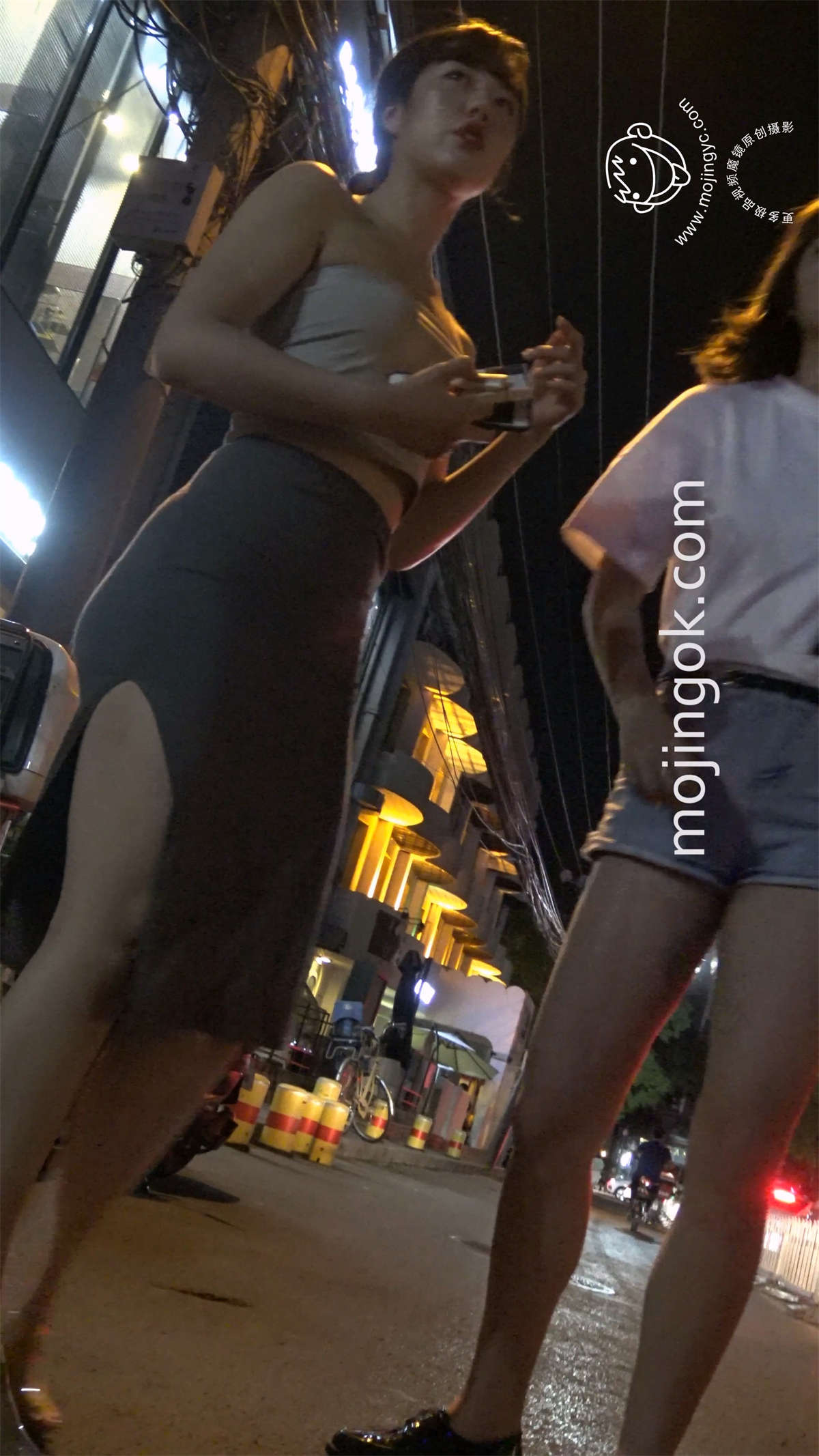 性感包臀裙水晶高跟鞋漂亮美女-日更街拍