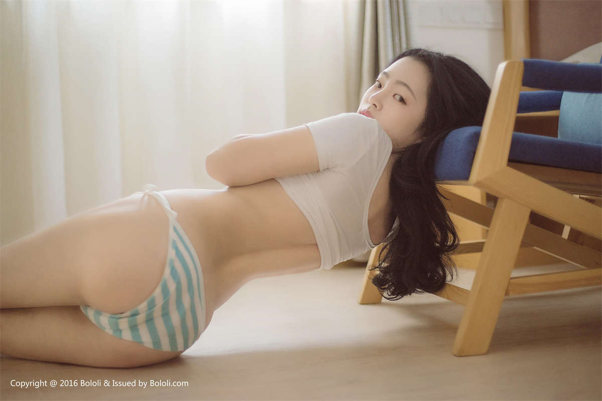 图片[2]-Bololi波萝社 BOL.039 蓝白诱惑 苗萝酱-日更街拍