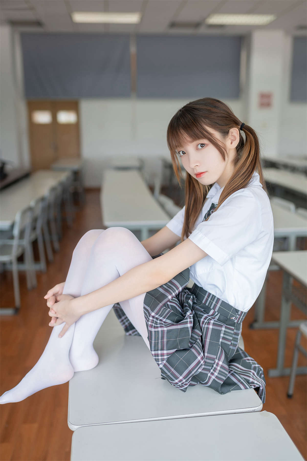 图片[2]-风之领域 NO.070 双马尾的白丝JK-日更街拍