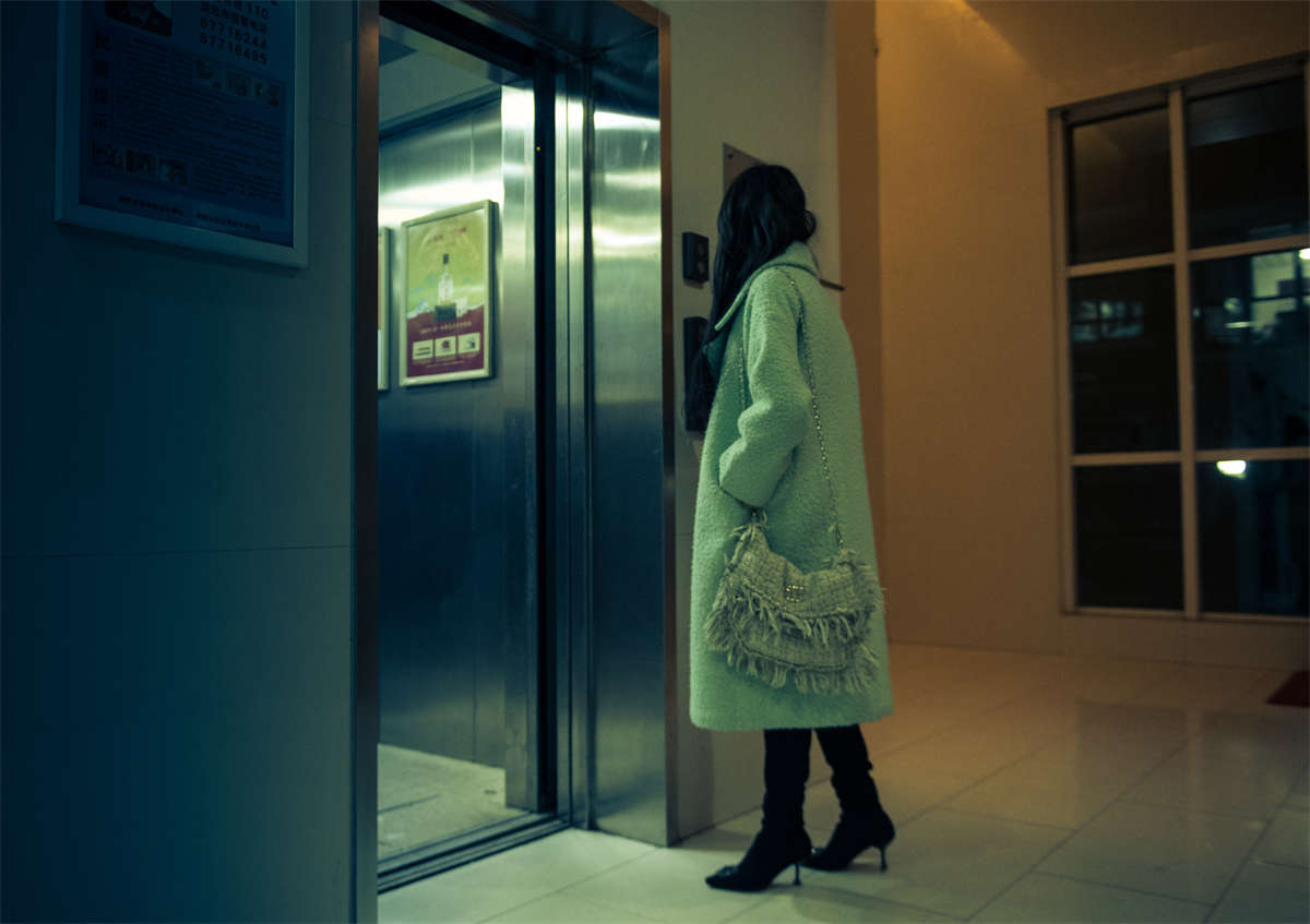 图片[2]-TouTiao头条女神 2018.05.07 猫咪 女神探店-日更街拍