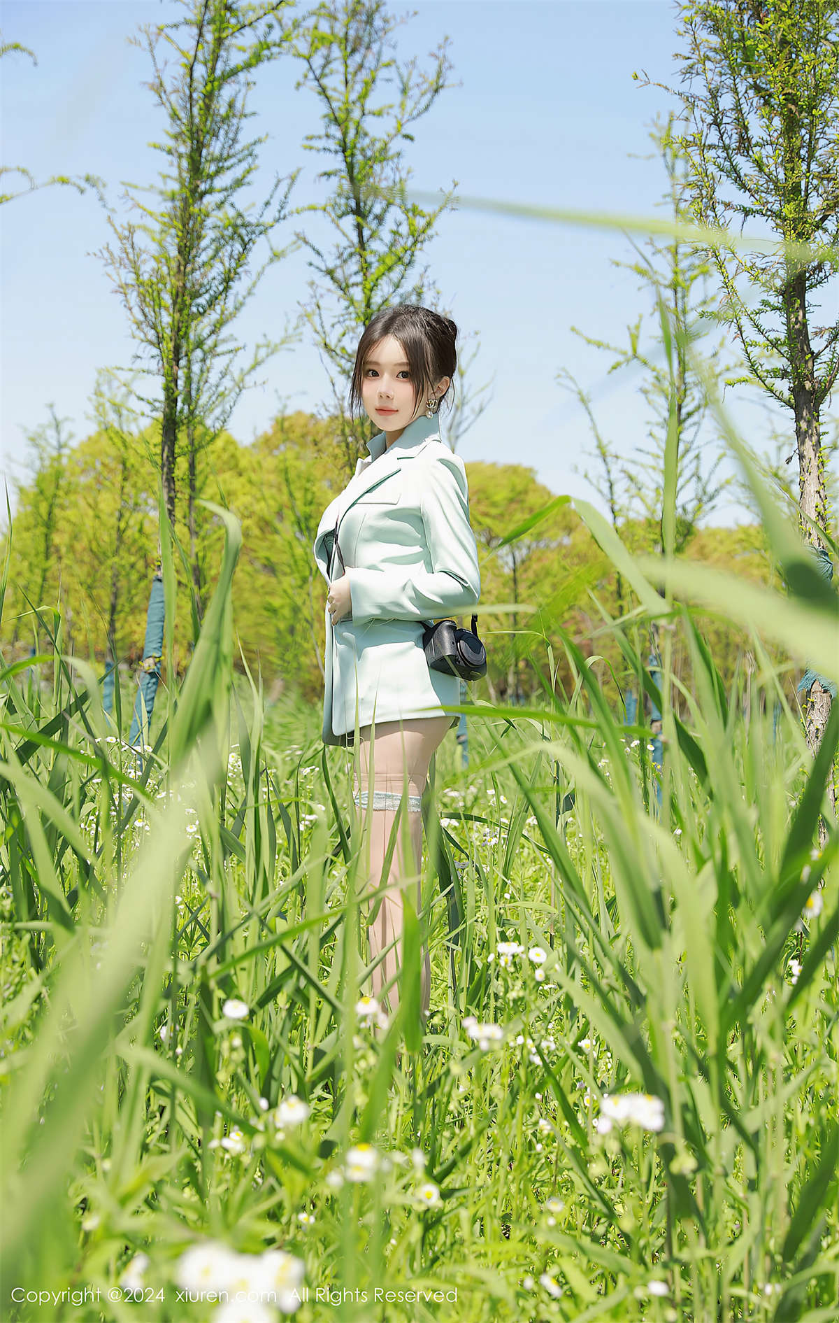 Xiuren秀人网 2024.05.24 NO.8601 小薯条nienie-日更街拍