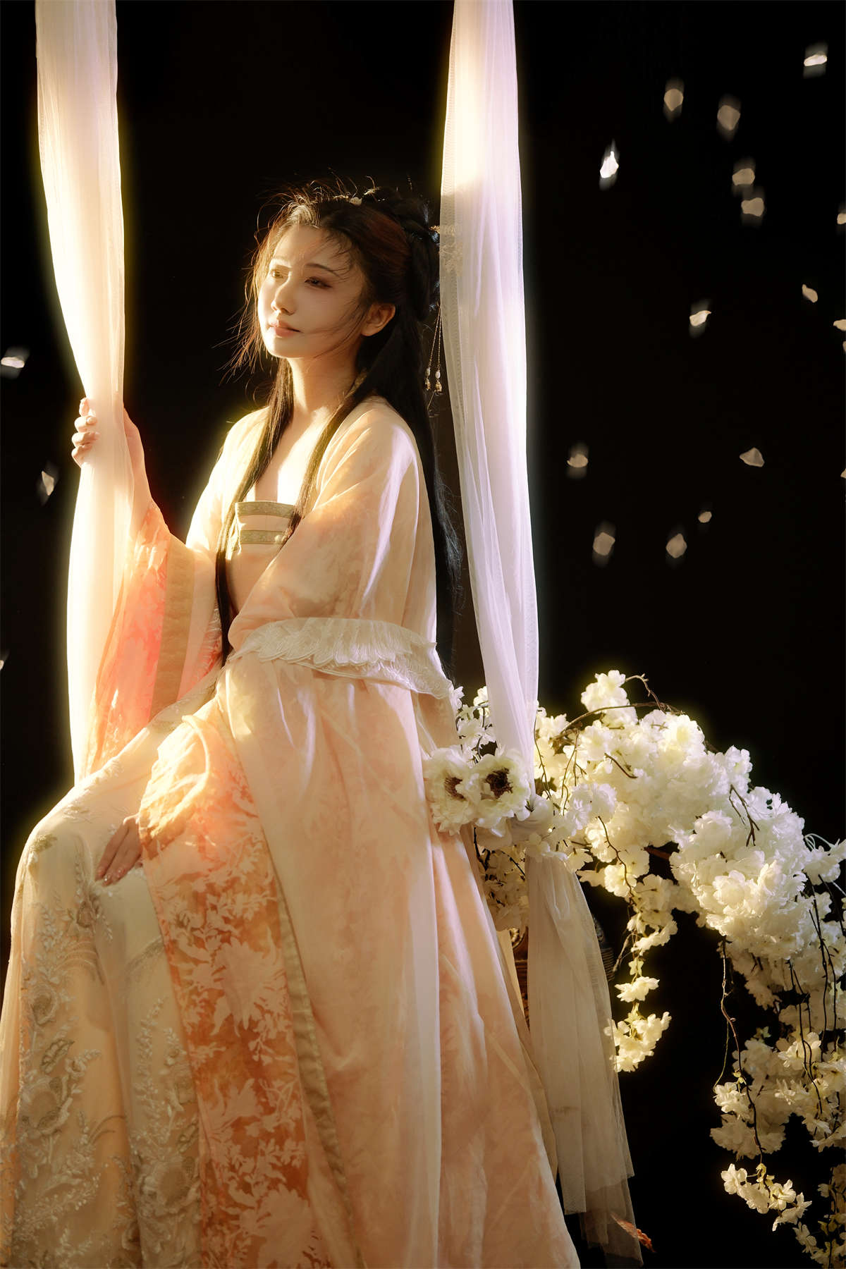 YITUYU艺图语 2025.01.11 花吻 安九鱼插图1