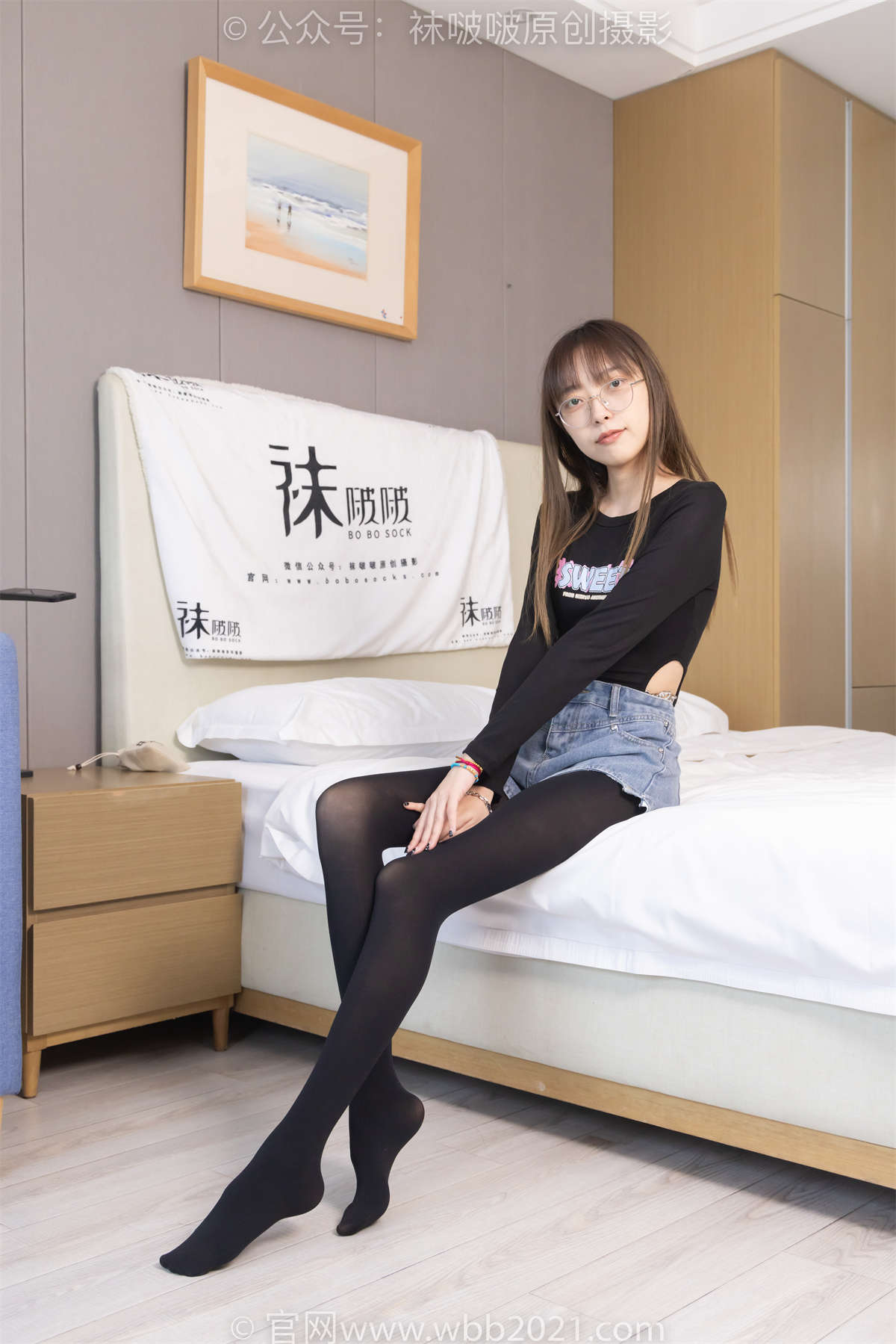 袜啵啵 No.321 稚予-高跟鞋、厚黑丝（花絮版）-日更街拍