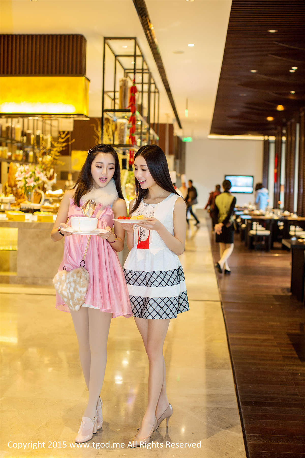 图片[2]-TGOD推女神 2015.05.07 女神驾到 峨眉山红珠山温泉武媚娘传奇-日更街拍