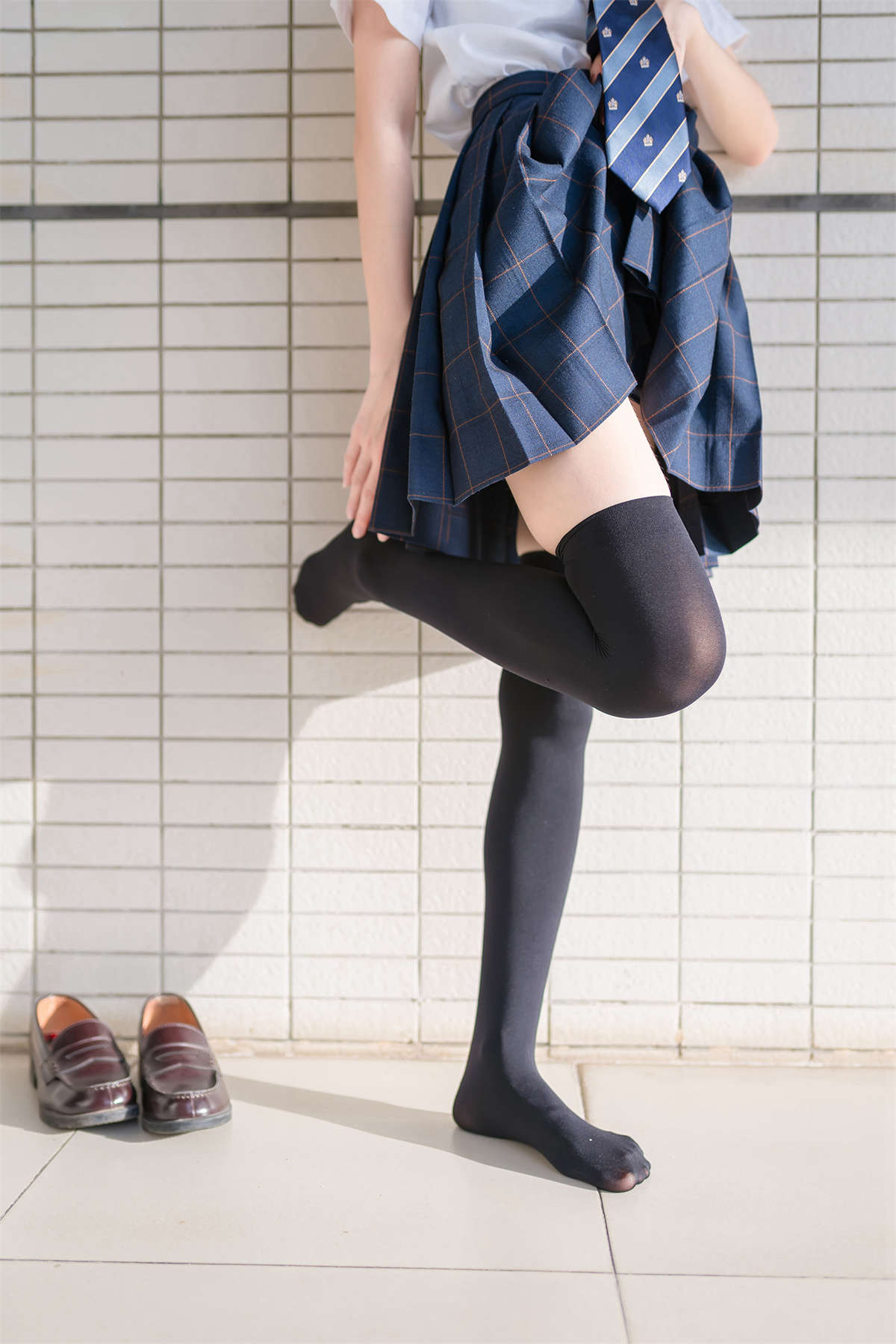 图片[2]-风之领域 NO.071 校园黑丝JK少女-日更街拍