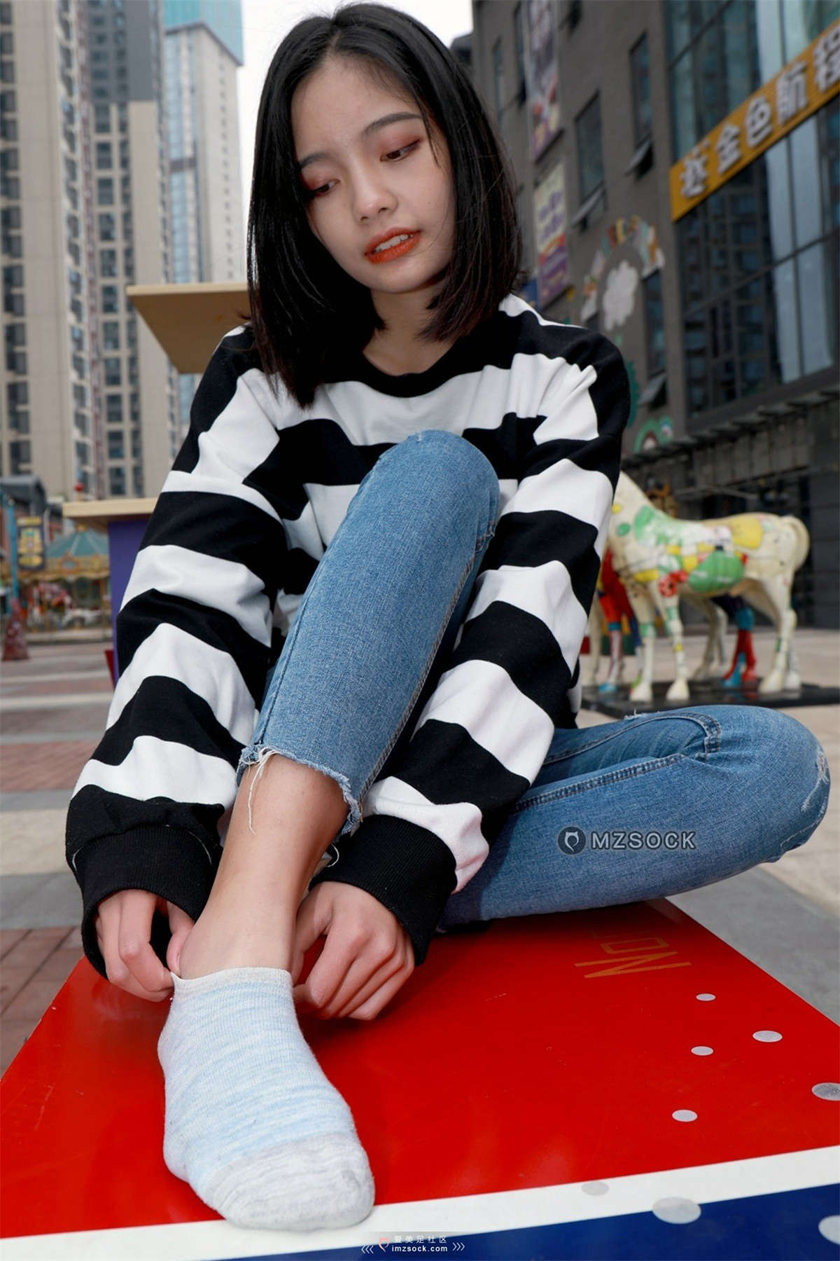 图片[2]-MZSOCK-2018 No.169 范范马丁靴-日更街拍