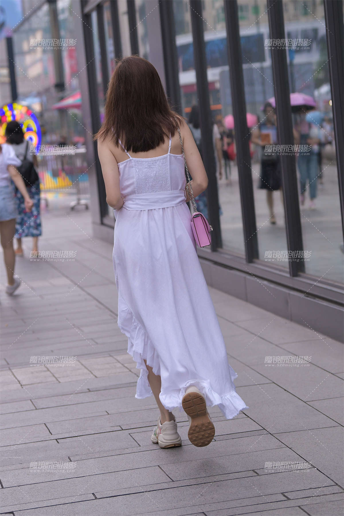 图片[2]-【视觉冲击赛贴】性感白裙__-日更街拍