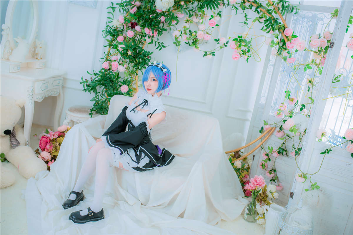 高产型Coser-二佐Nisa  蕾姆女仆-日更街拍