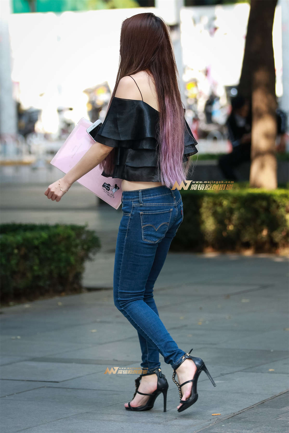 图片[2]-别有韵味的少妇-日更街拍