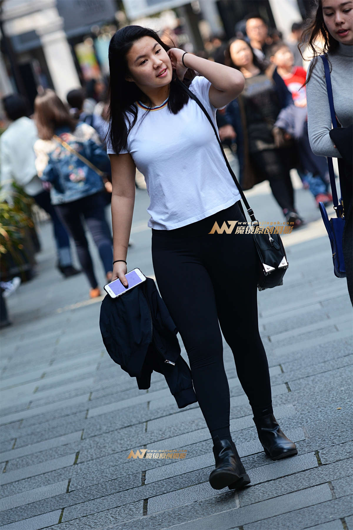 有点肥-日更街拍