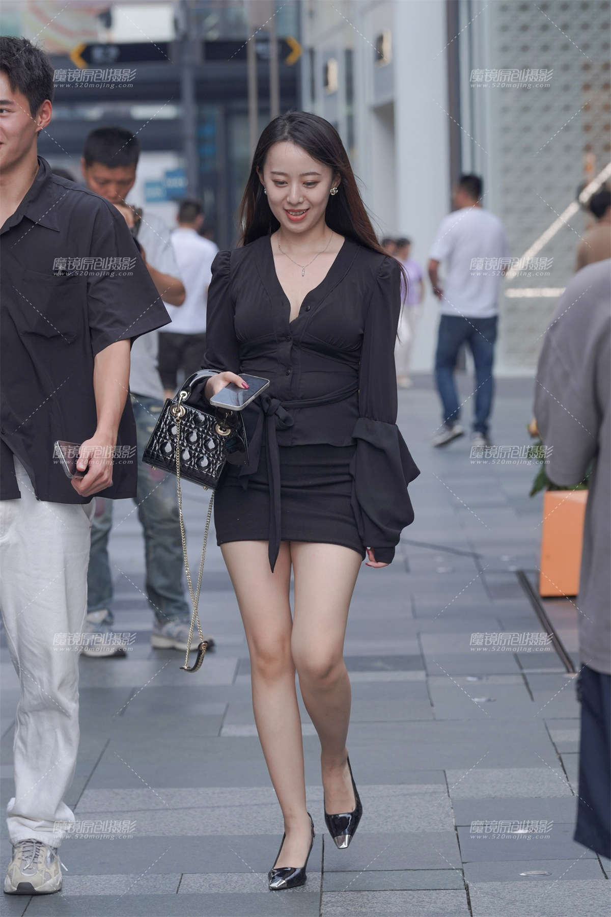 图片[2]-性感美腿包臀裙-日更街拍