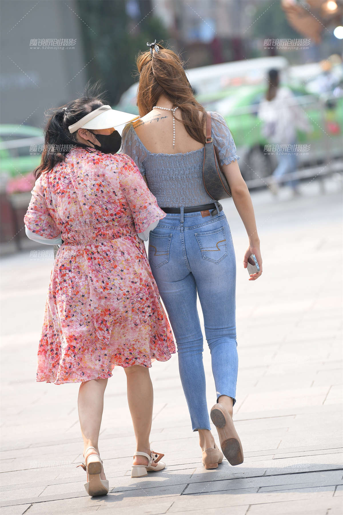 图片[2]-浅蓝色紧牛-日更街拍