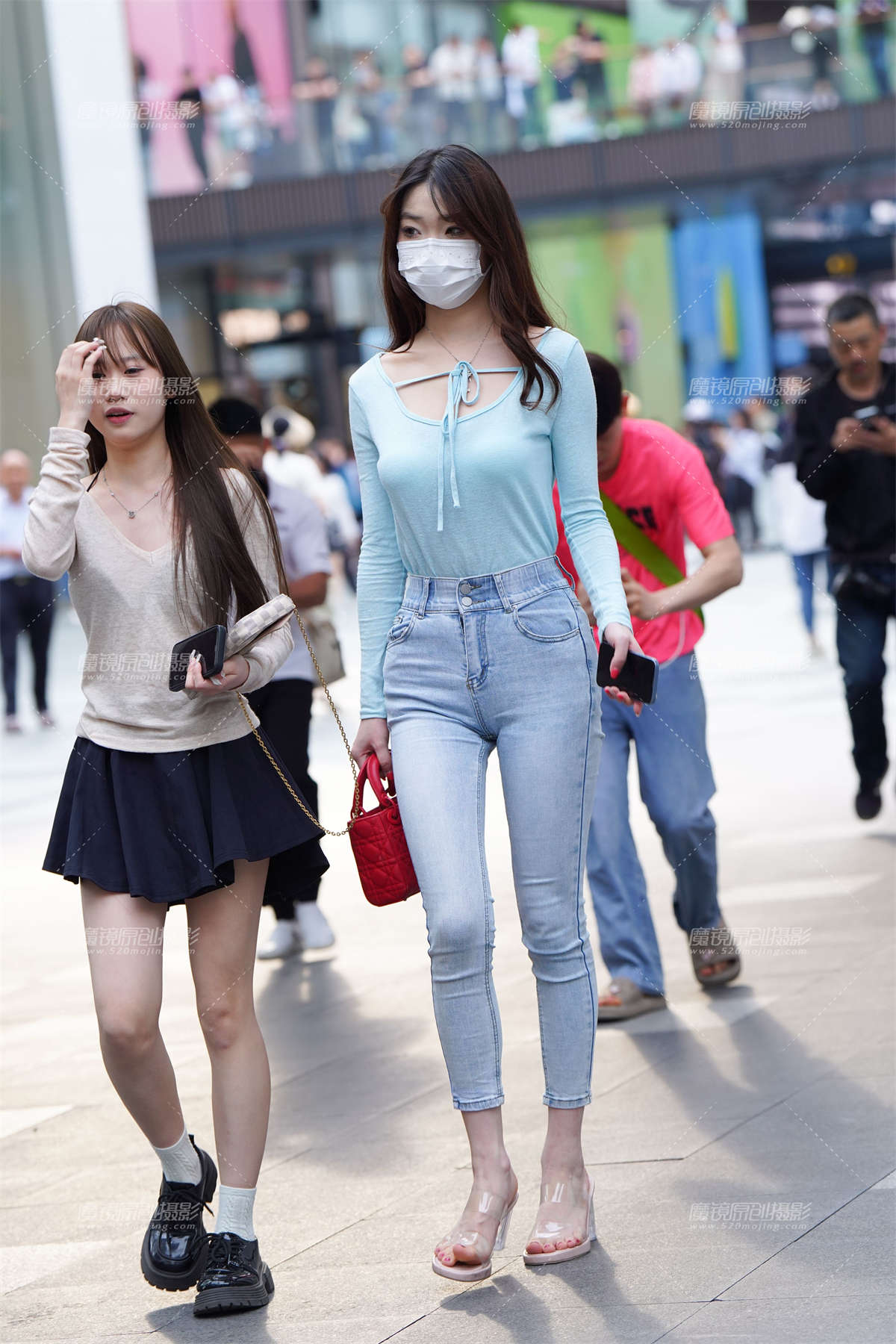 图片[2]-大长腿美眉-日更街拍