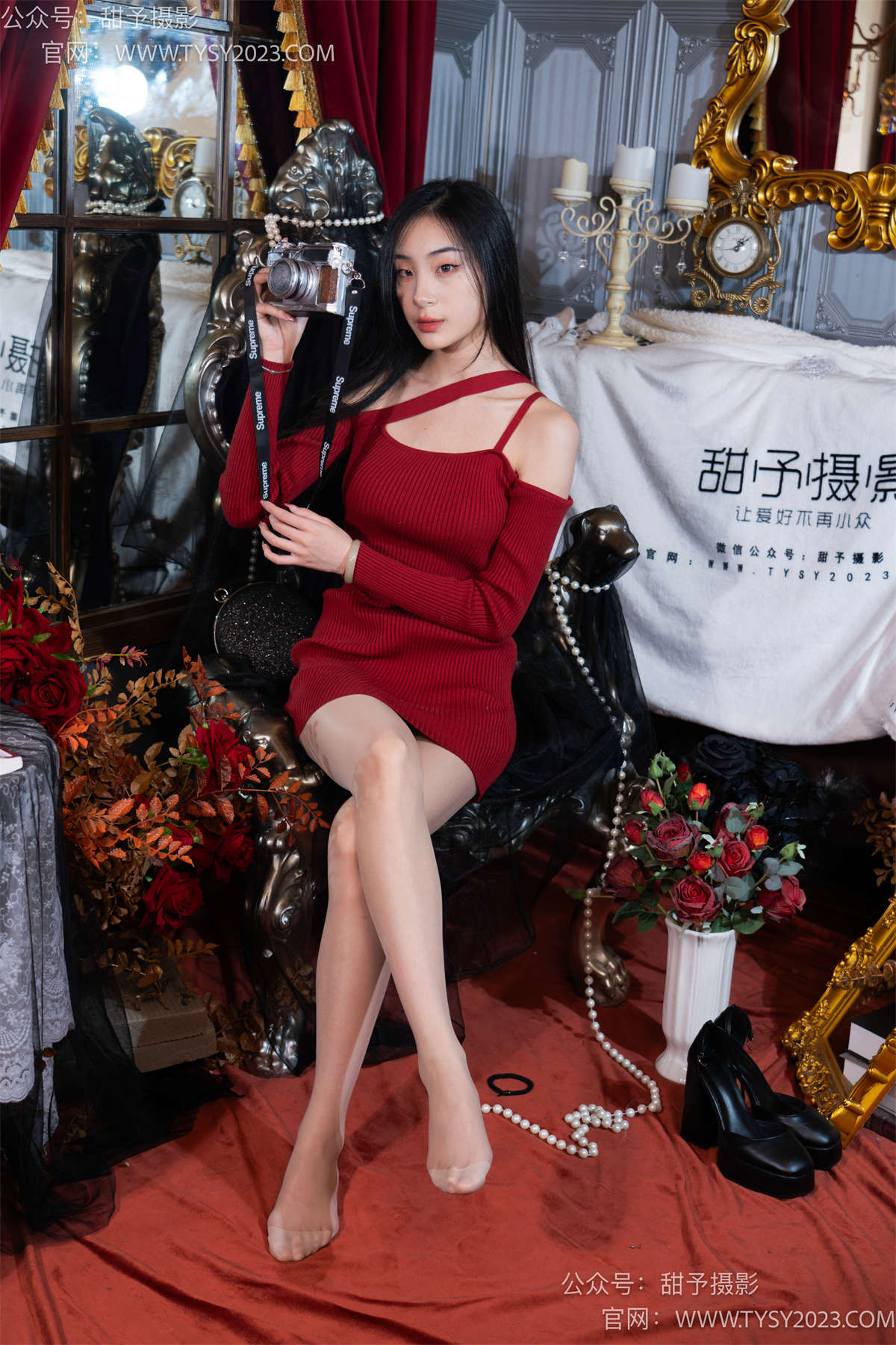 甜予摄影090期：小狸-高跟鞋、白棉袜、肉丝（脚尖加固款）完整版-日更街拍