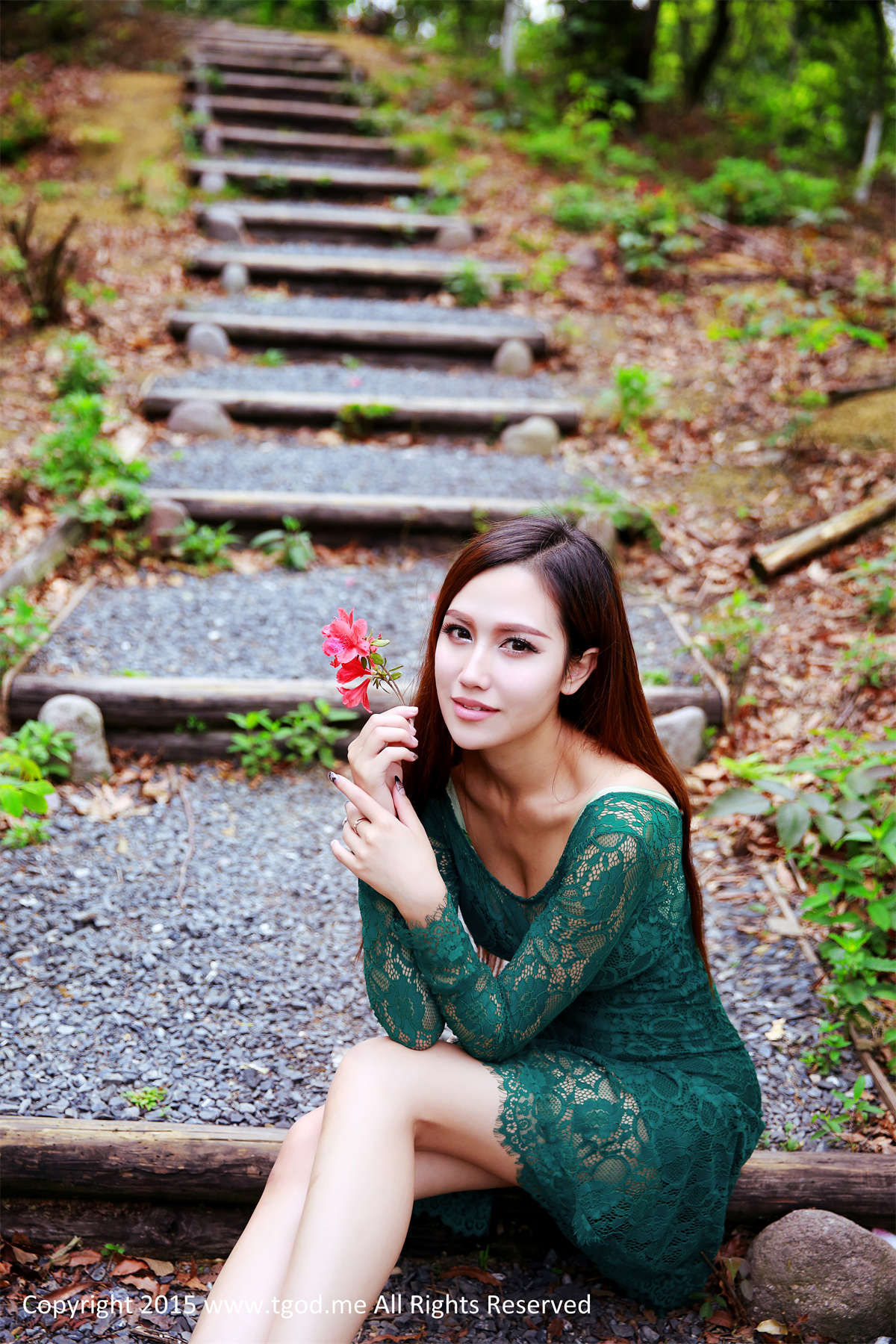 TGOD推女神 2015.05.08 女神驾到 九江花源谷 青春女神鲁思羽 夏静-日更街拍