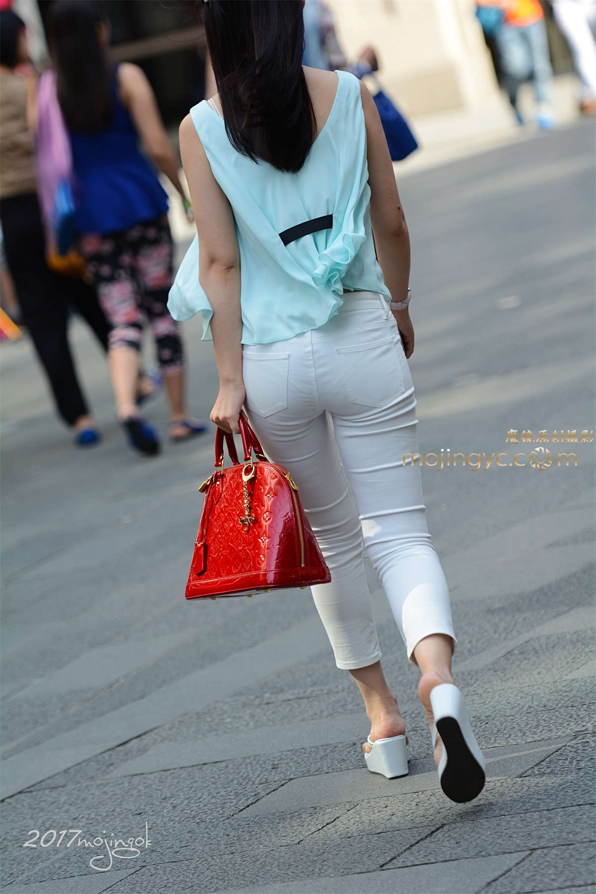 咔喳2017.02.19 街拍221（12p)-日更街拍