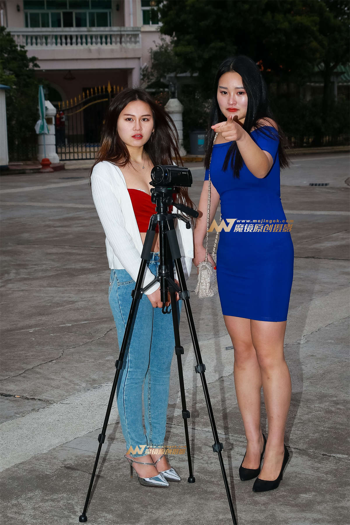 愤怒的女摄影师-日更街拍