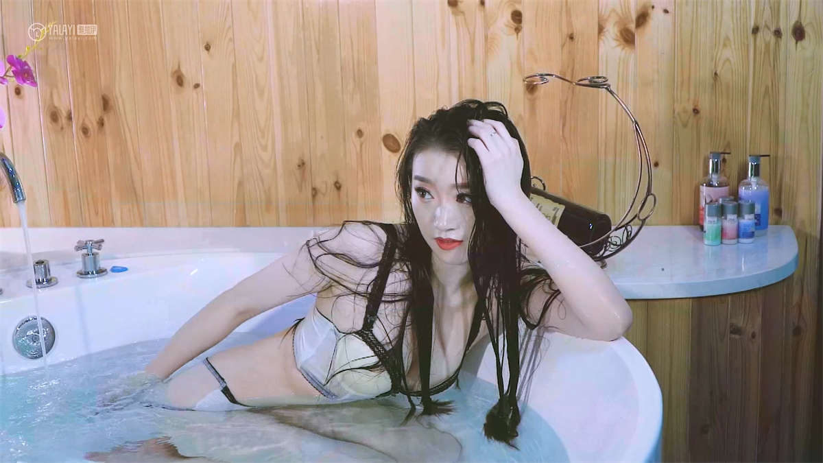 图片[2]-YALAYI雅拉伊视频 2019.05.27 V039 妃子笑 心怡-日更街拍