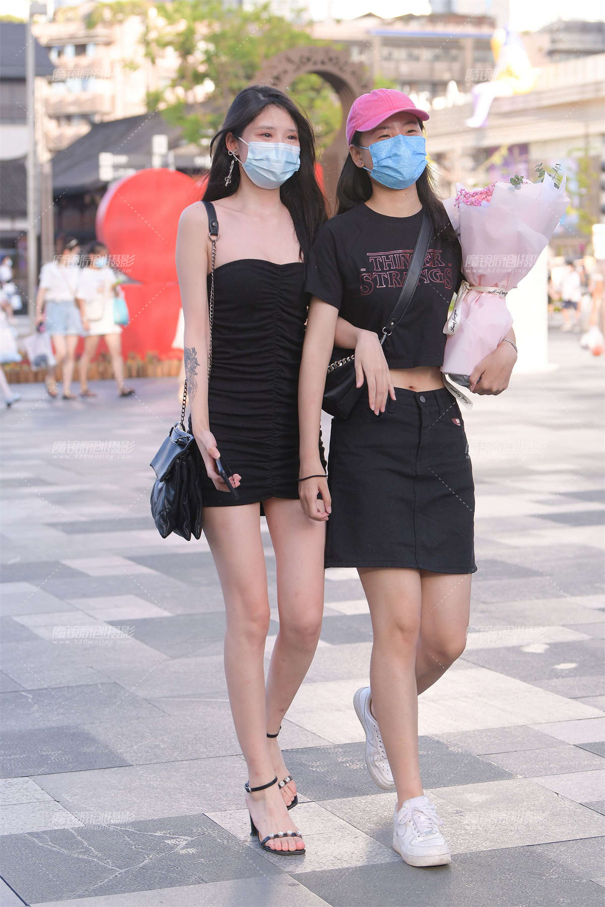 美腿闺蜜-日更街拍