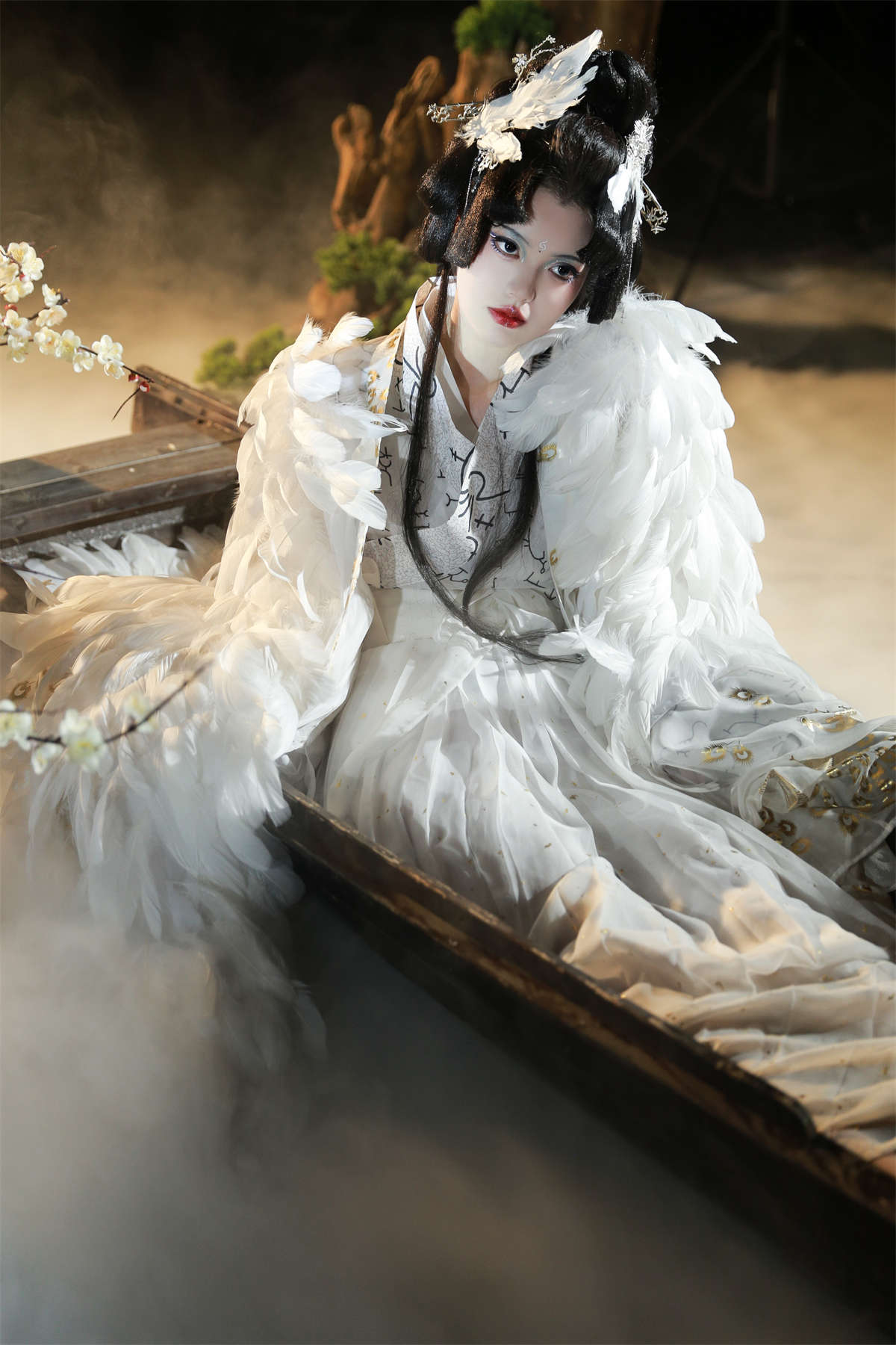 YITUYU艺图语 2023.09.05 东方的白孔雀 遇孤山插图1