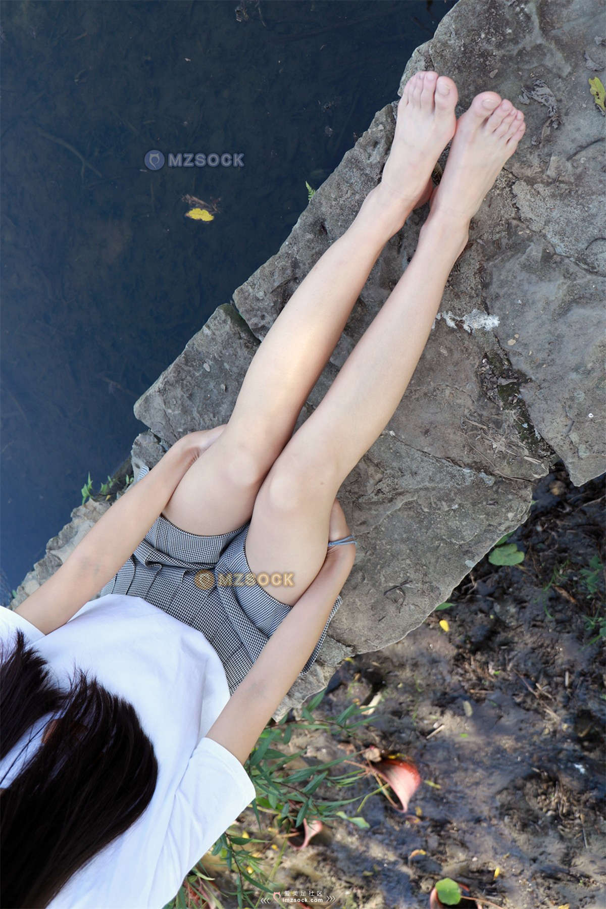 MZSOCK-2018 No.174 慧慧小白鞋黑色短棉袜-日更街拍