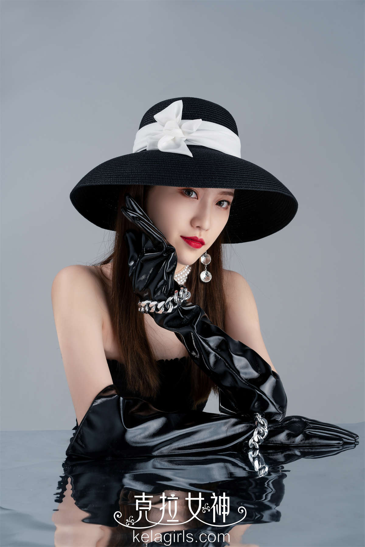 图片[2]-Kelagirls克拉女神 2020.08.14《纯欲の臀》芊芊-日更街拍