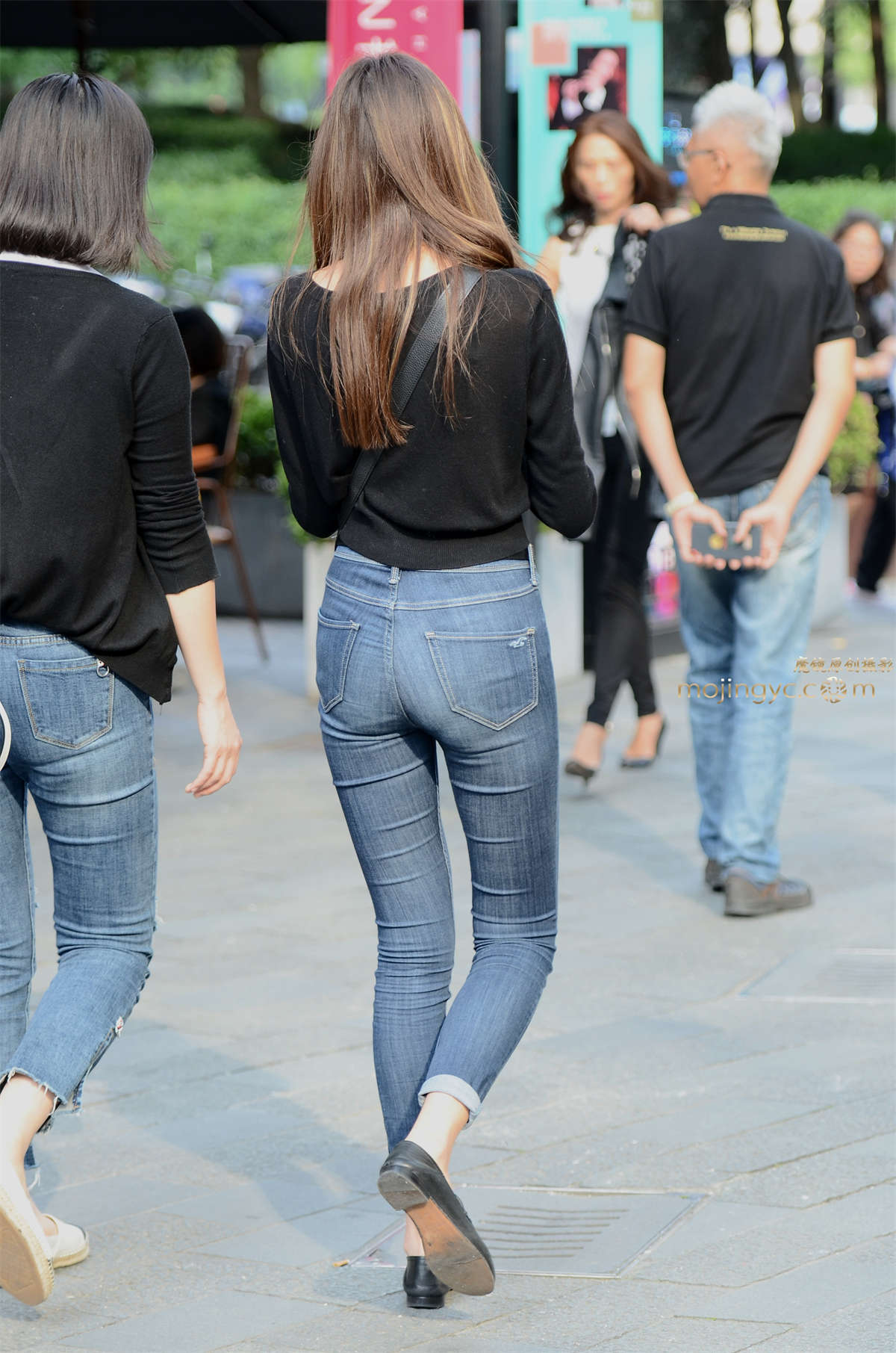 图片[2]-【验证街拍大赛NO.2】神摄手参赛17 黑衫紧牛（12P）-日更街拍