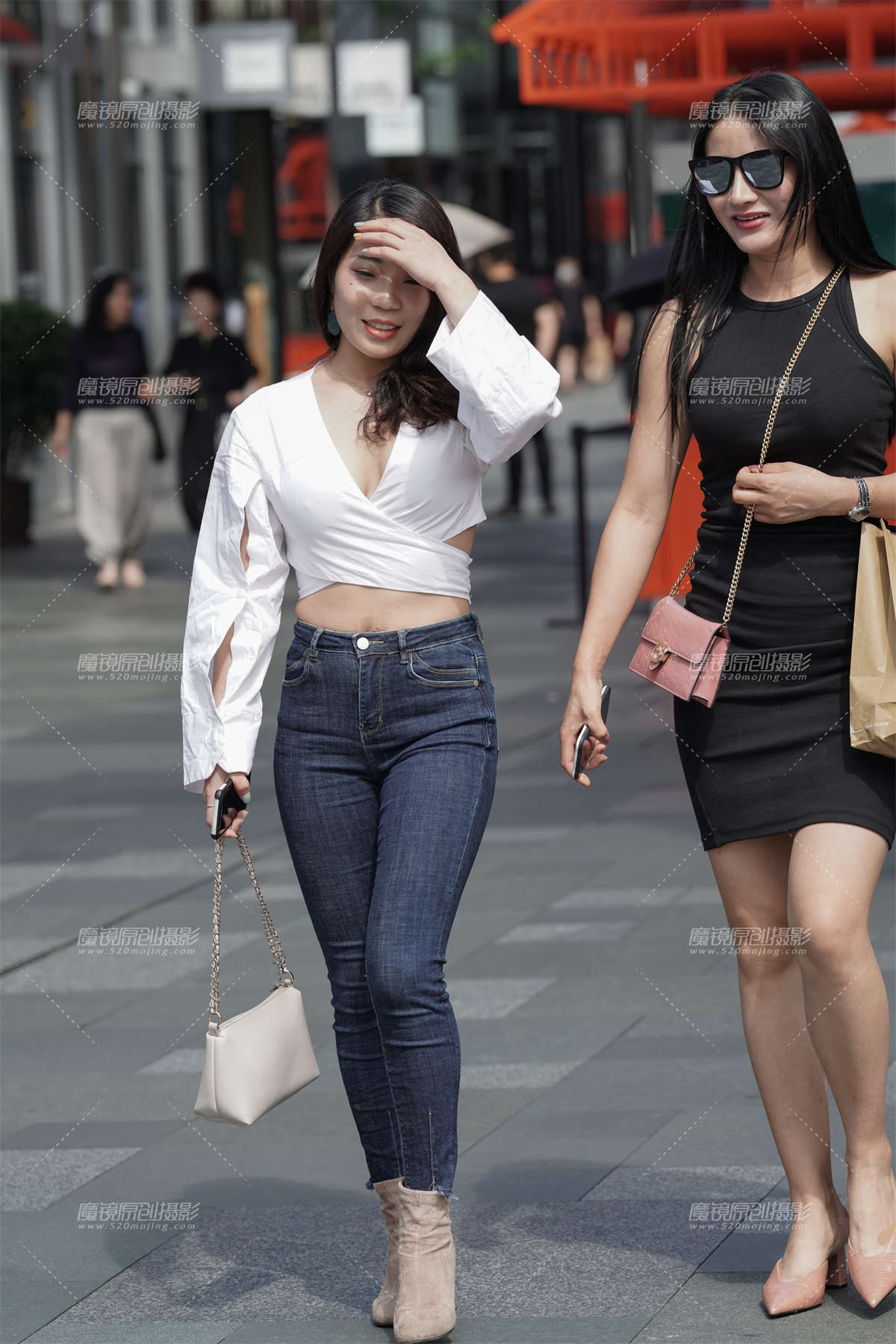 【凯恩赛贴】举手投足间赋予特别的吸引力-日更街拍