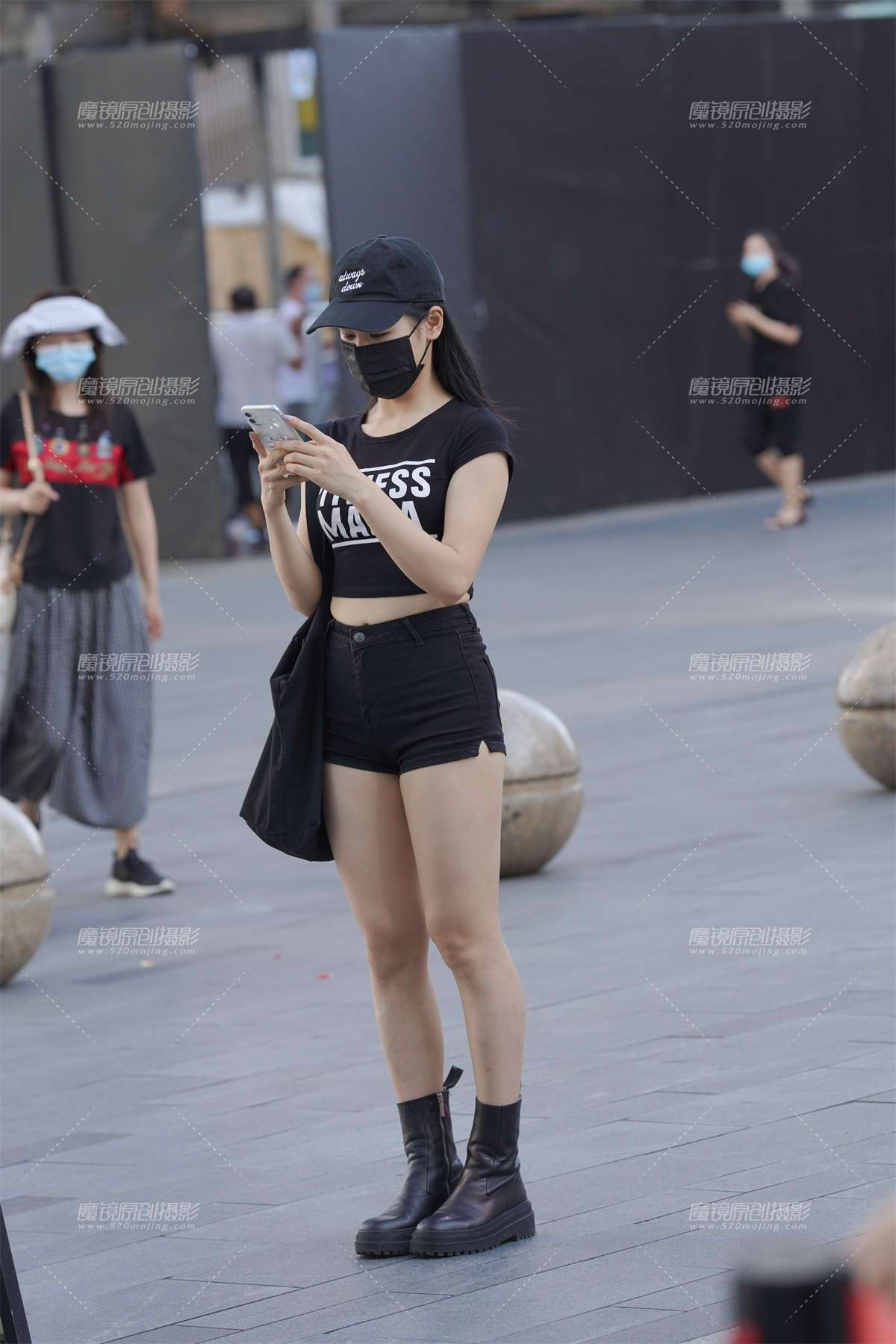 热裤女孩-日更街拍