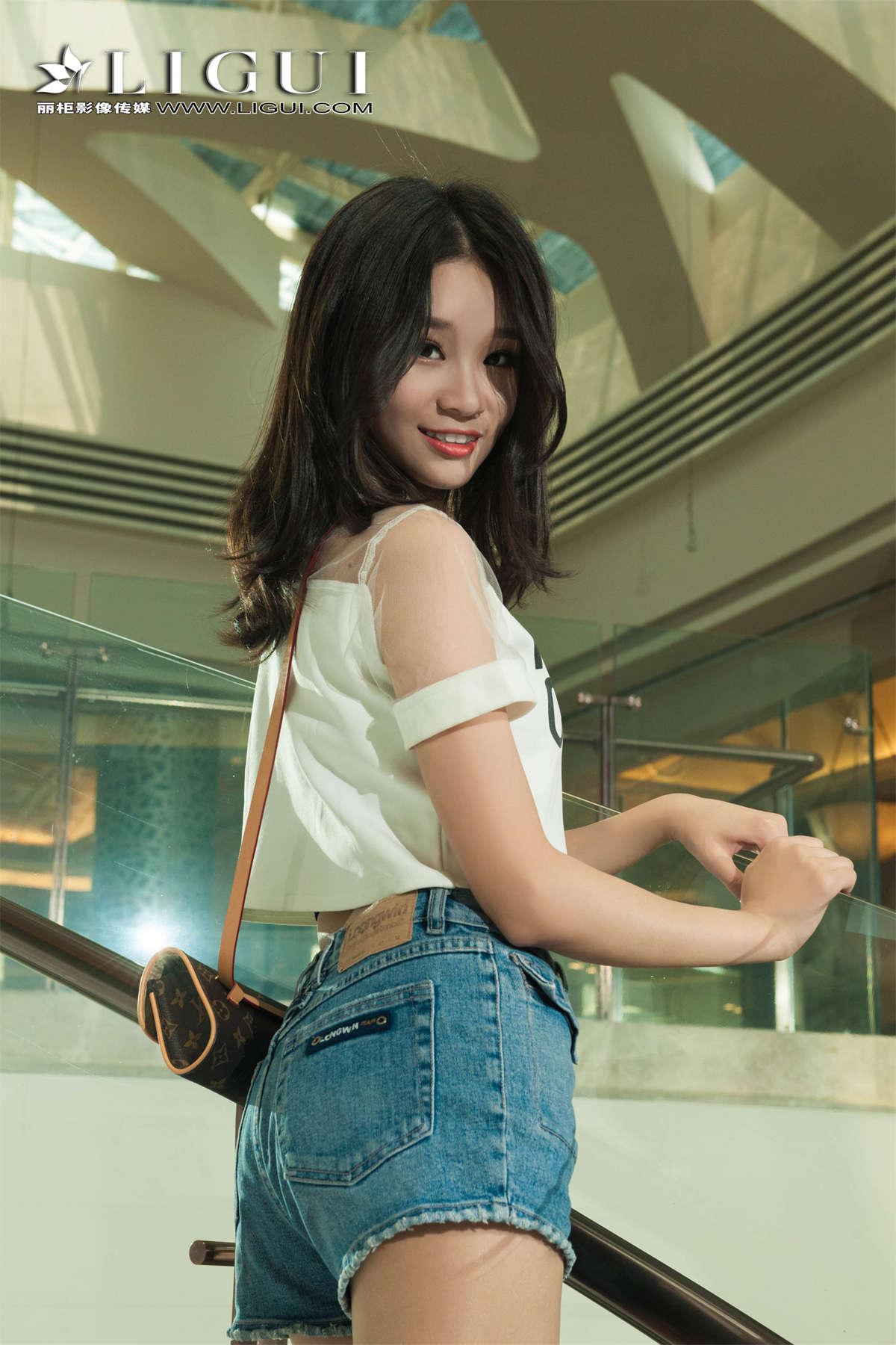 Ligui丽柜 2018.08.29 点点-日更街拍