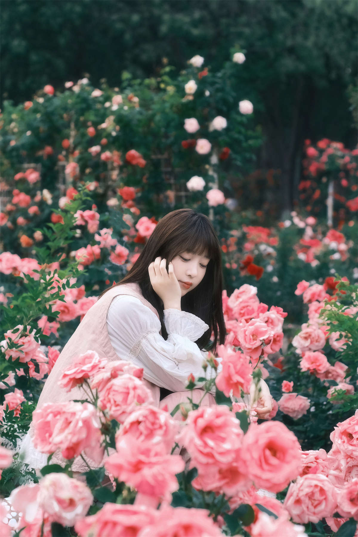 YITUYU艺图语 2024.08.07 不止玫瑰有爱意 Sweet_t田甜插图1