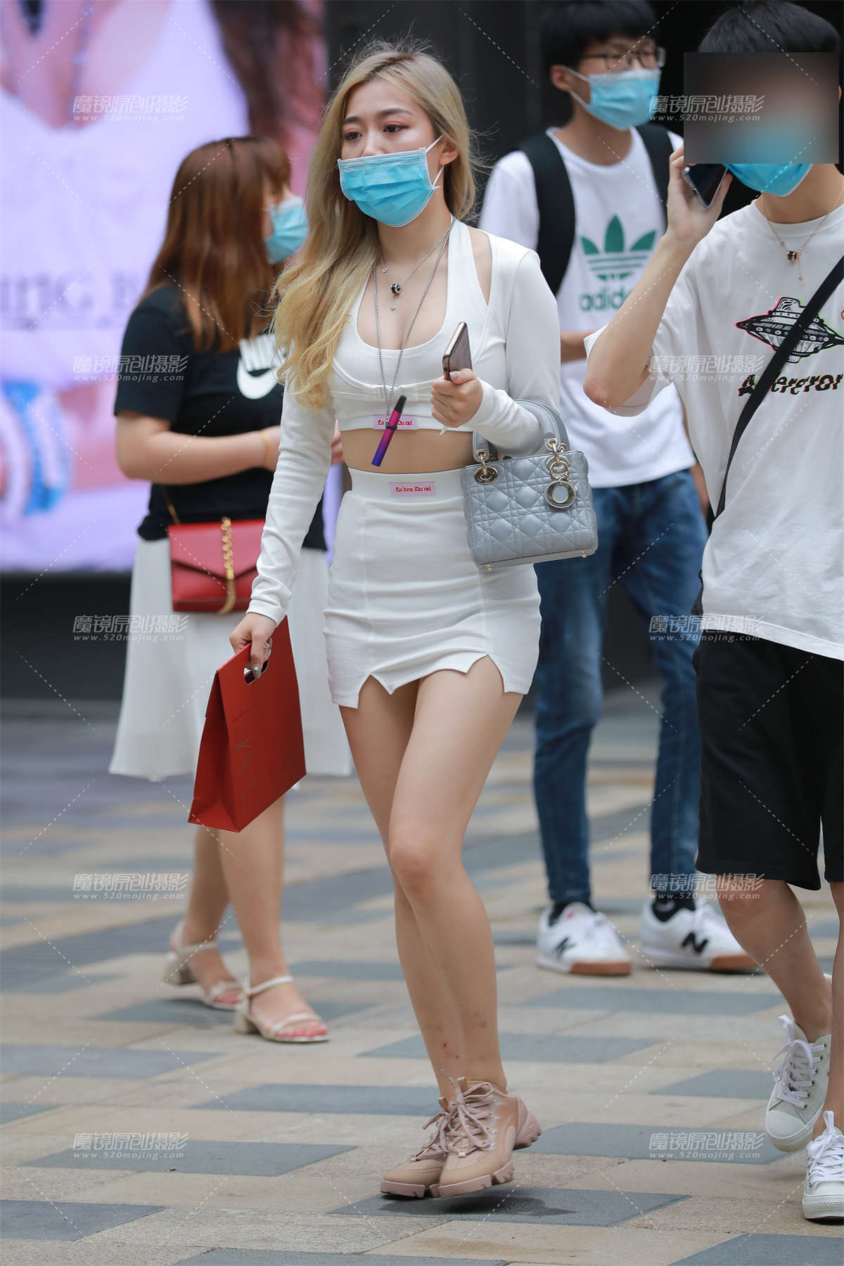 图片[2]-【玻璃街拍】超短包臀裙Y Y漂亮女友-日更街拍