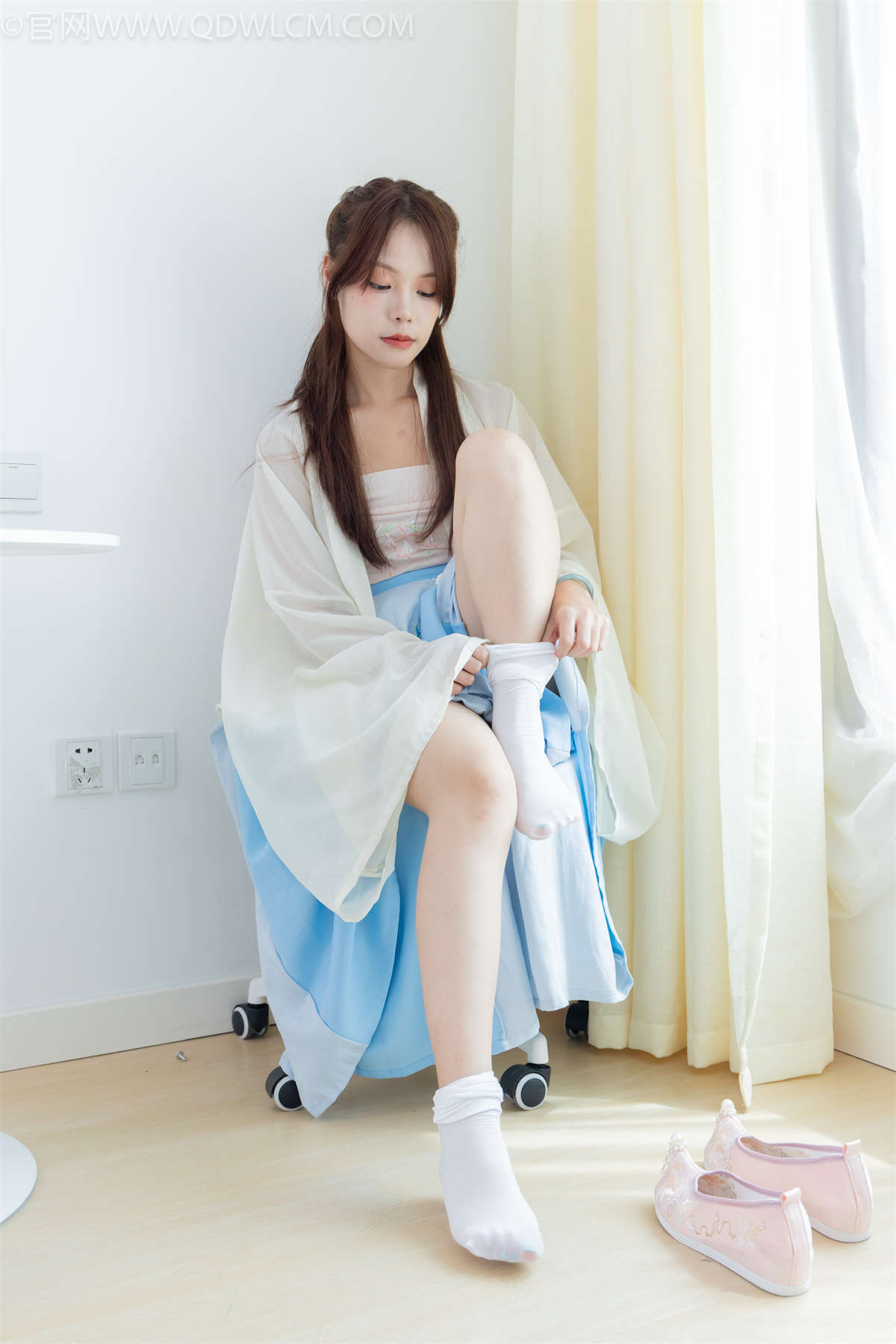 物恋传媒 NO.2106 舒舒&美兔-双人成行-日更街拍