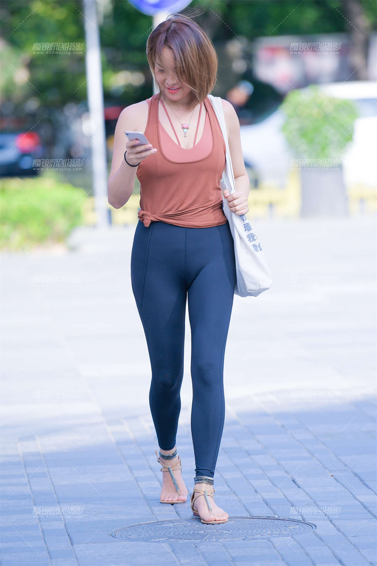 【红石赛帖】性感紧身裤__-日更街拍