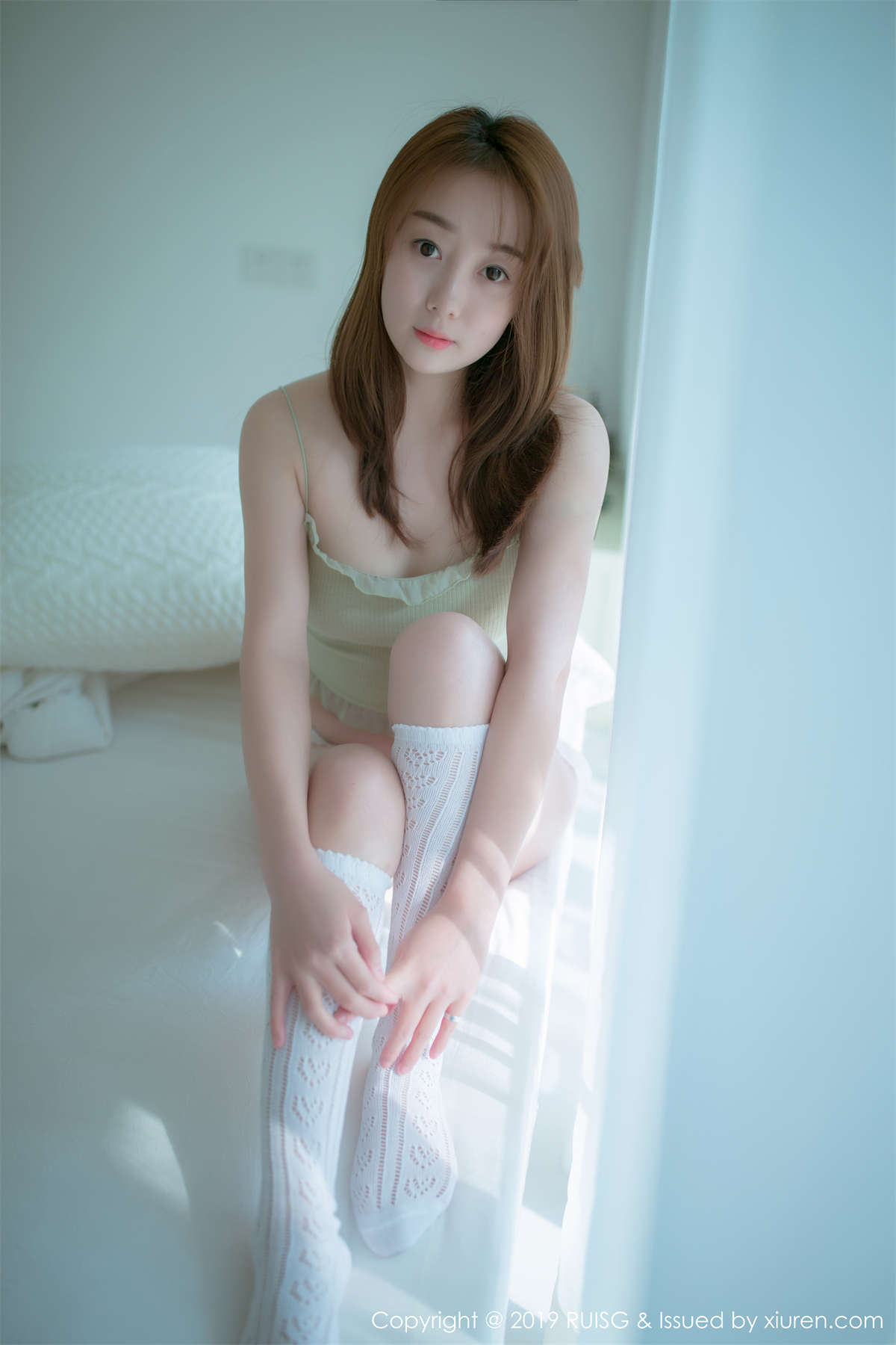 RuiSG瑞丝馆 2019.09.02 VOL.080 肌肤跟身材都不错的妹子 风衣月Lucy-日更街拍