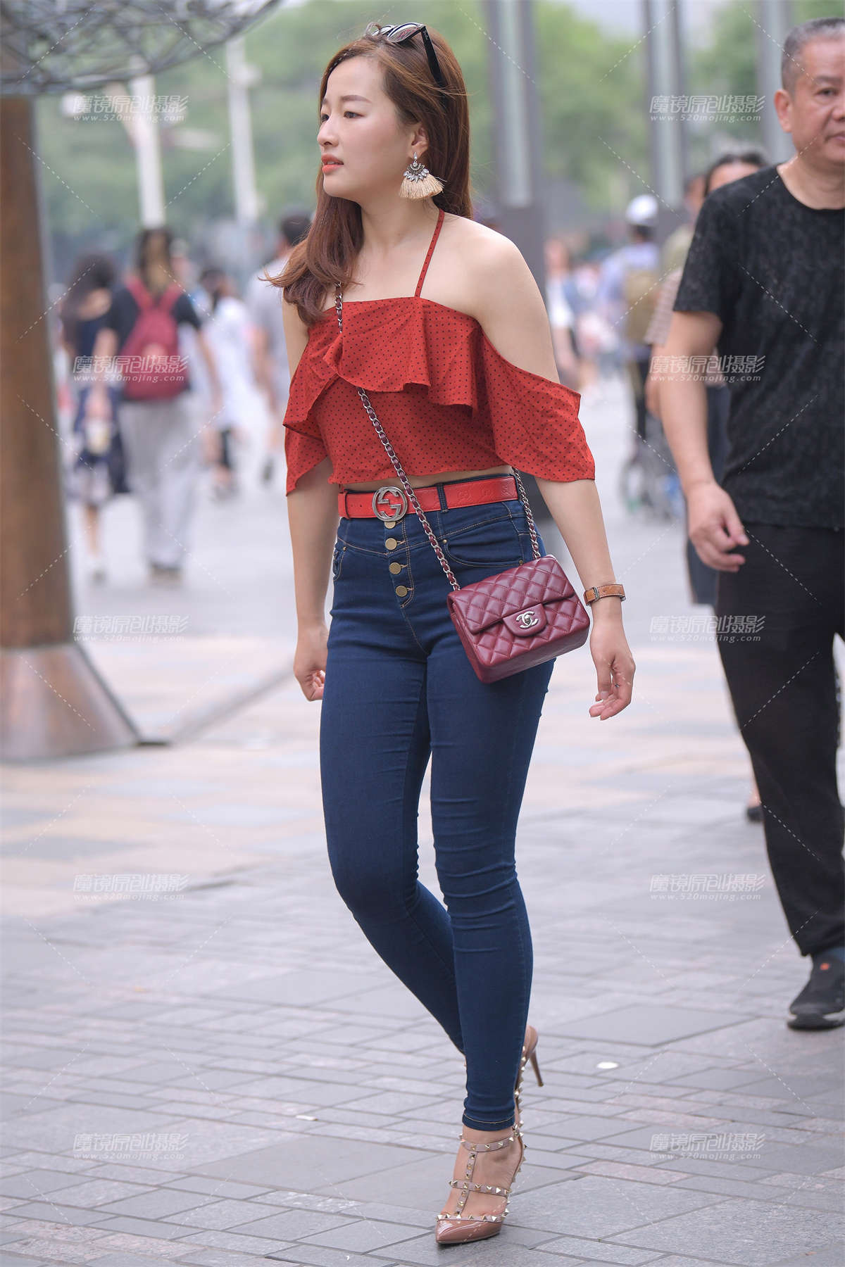 【街拍之魂赛帖】蓝色紧牛__-日更街拍