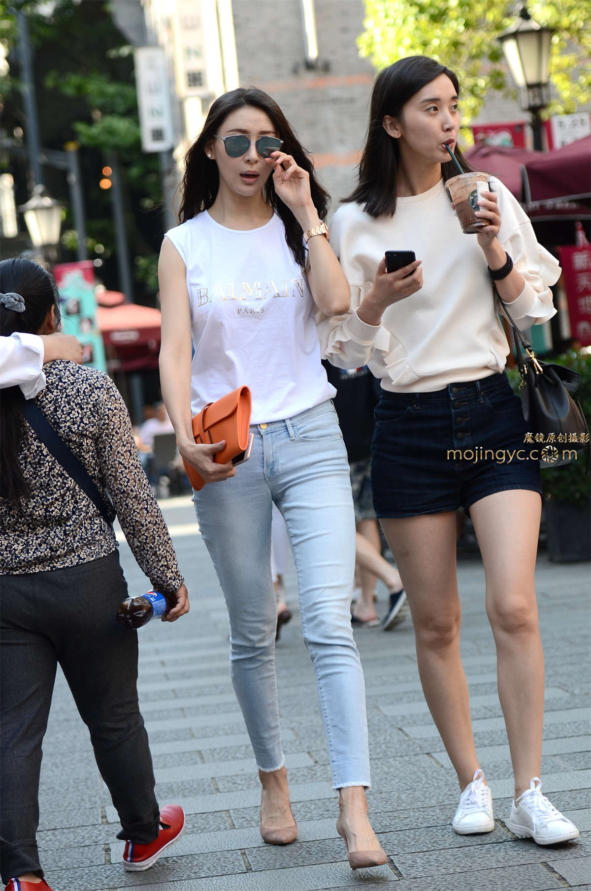 【验证街拍大赛NO.2】神摄手参赛24 高挑，浅蓝紧牛（23P）-日更街拍