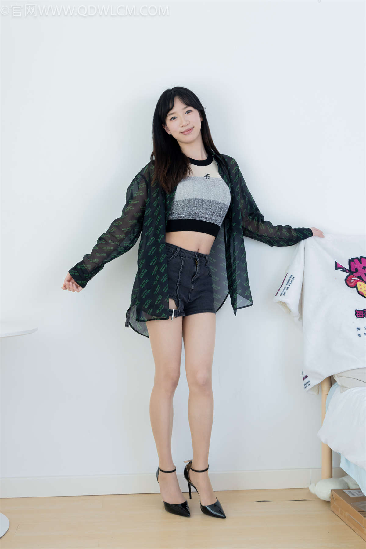 图片[2]-物恋传媒 NO.2282 小左-高跟鞋、薄肉丝（脚尖微加固款）-日更街拍