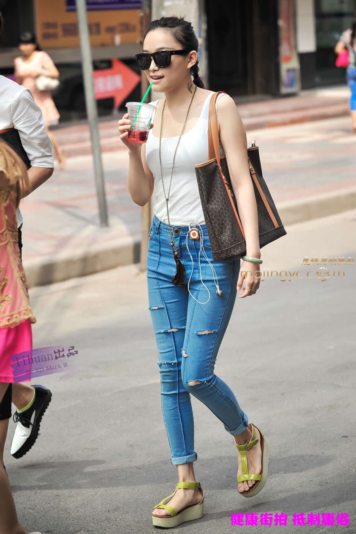 李欢原创-美女牛仔，丰腴（21P）-日更街拍