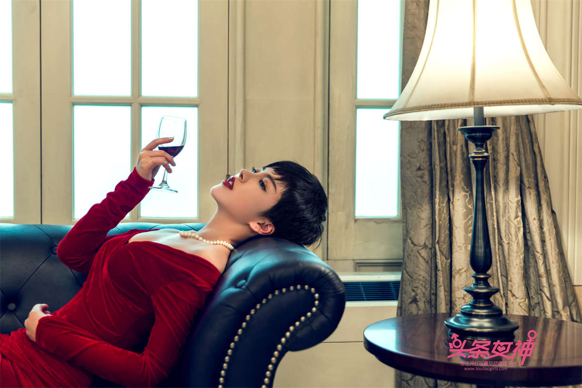 图片[2]-TouTiao头条女神 2018.05.22 卓然 黑纱白纱-日更街拍