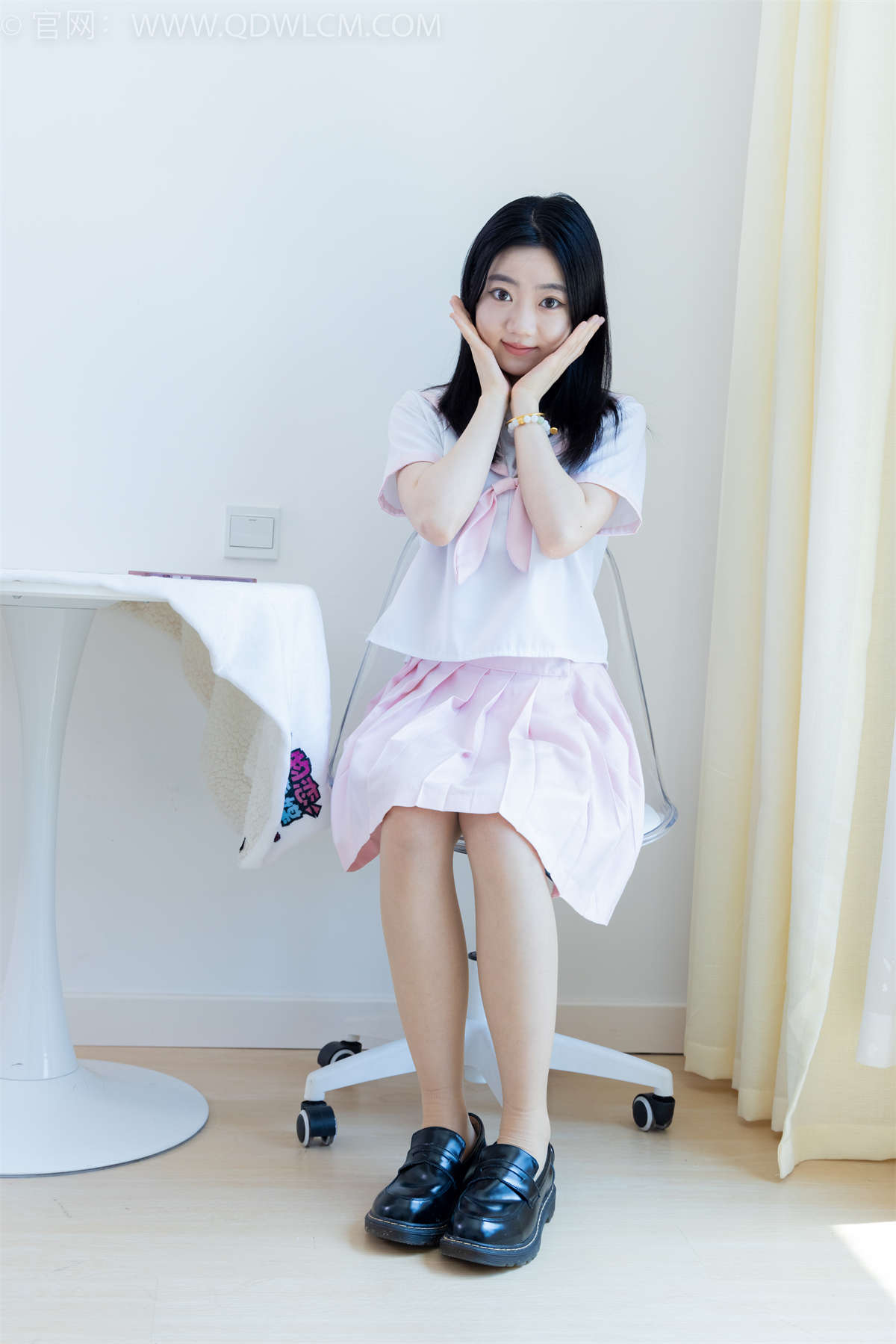 图片[2]-物恋传媒 NO.1983 欢欢-绽放的小花-日更街拍