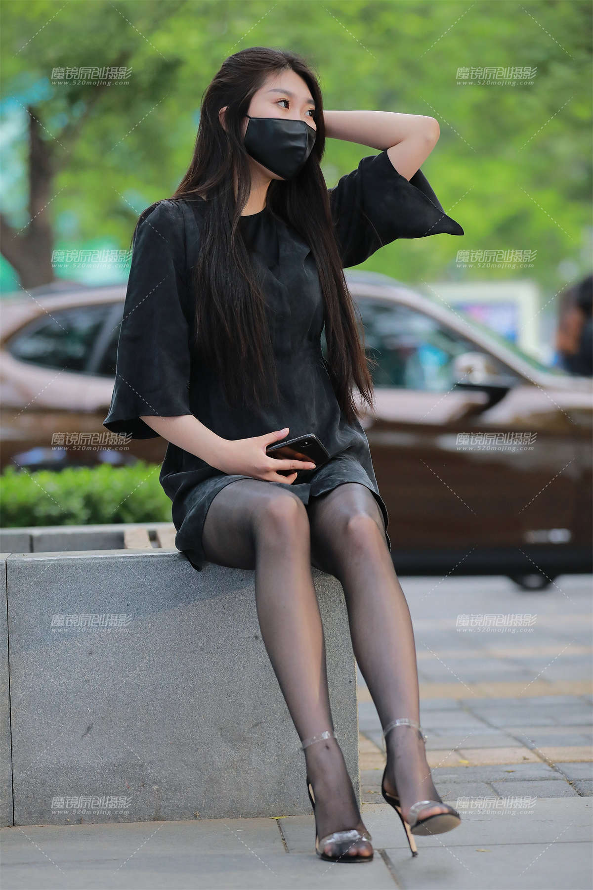 图片[2]-【玻璃街拍】黑色短裙小姐姐-日更街拍