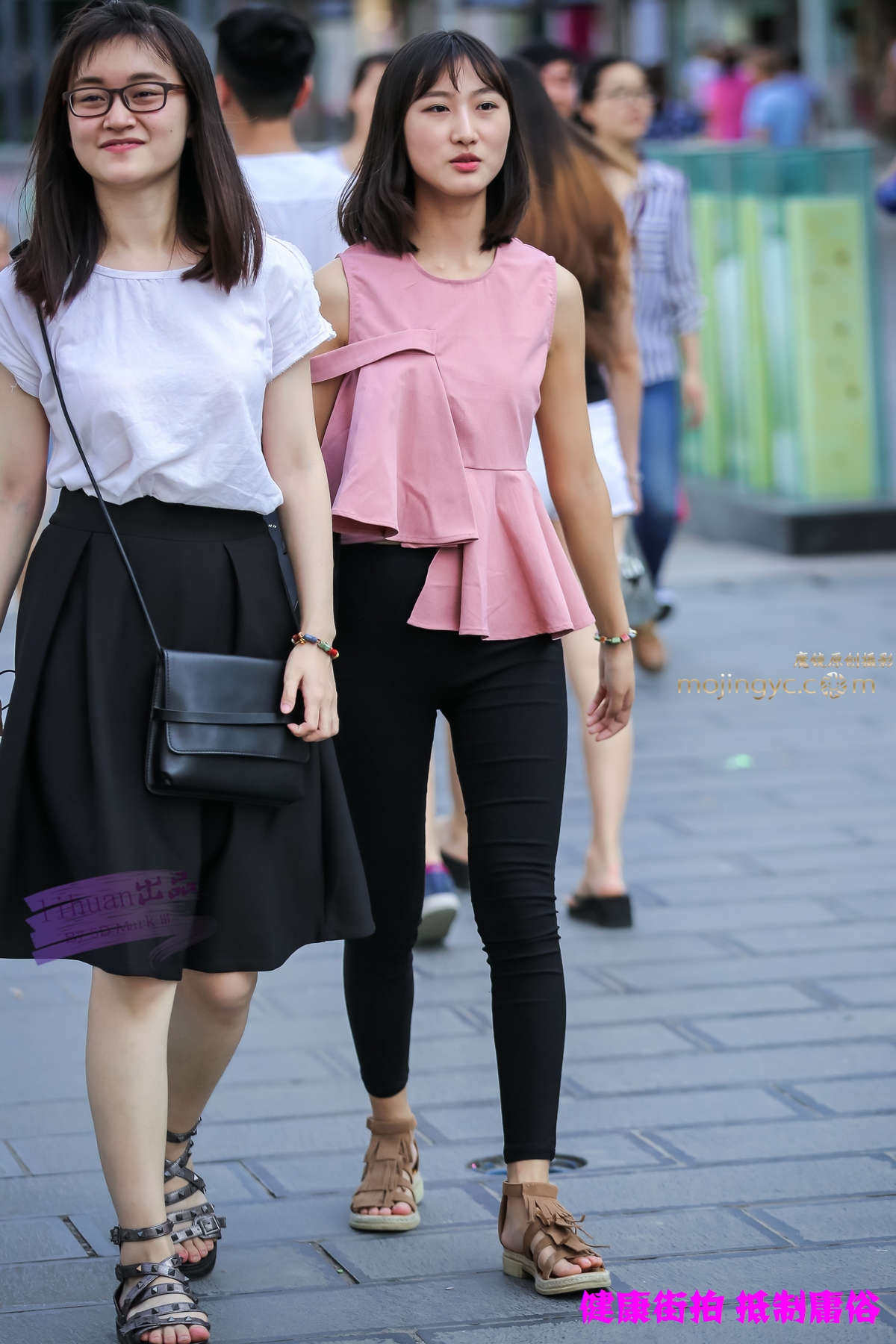 李欢原创-黑裤，紧翘（15P）-日更街拍