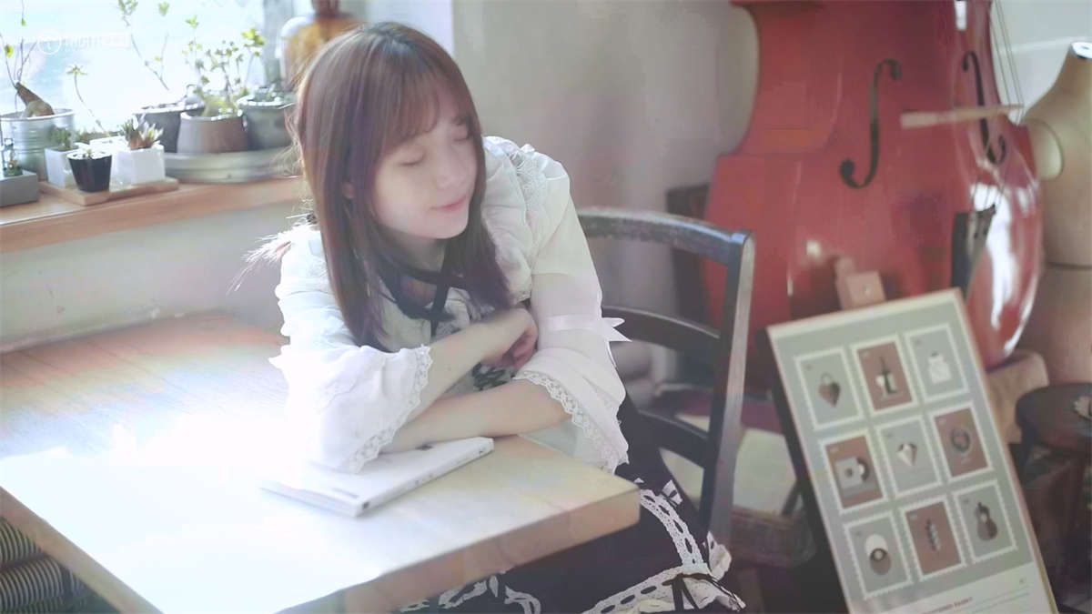 图片[2]-YALAYI雅拉伊视频 2019.07.22 V056 半糖洛丽塔 刘开心-日更街拍