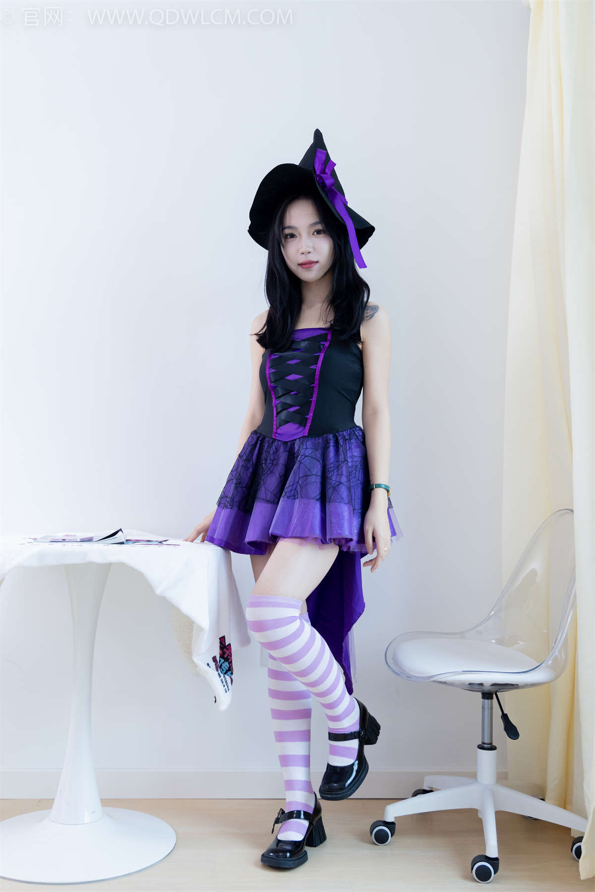 图片[2]-物恋传媒 NO.2211 纱纱-梦之魔女-日更街拍