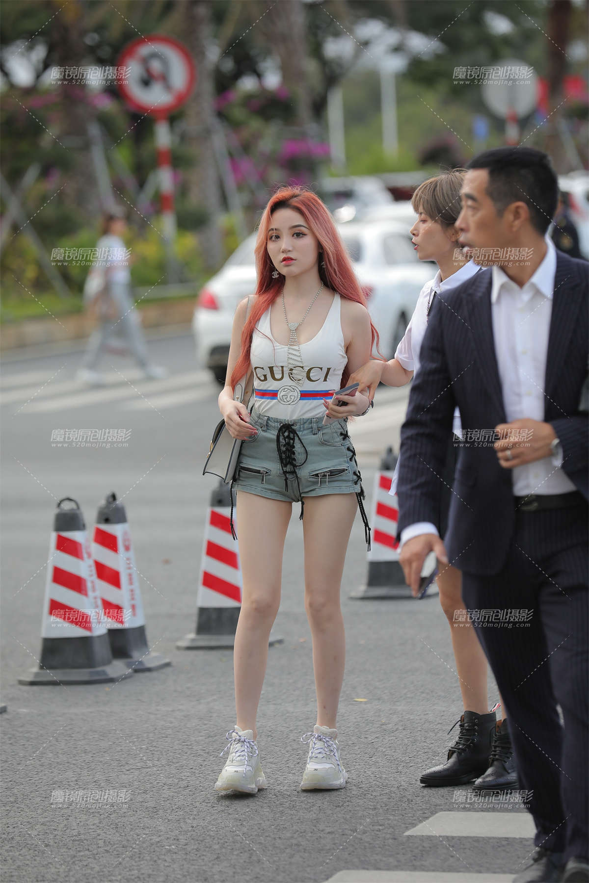 【凯恩赛贴】妙龄女孩 靓丽的风景线-日更街拍